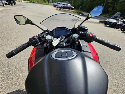2025 Kawasaki Ninja 500 ABS in Tyngsboro, Massachusetts - Photo 14