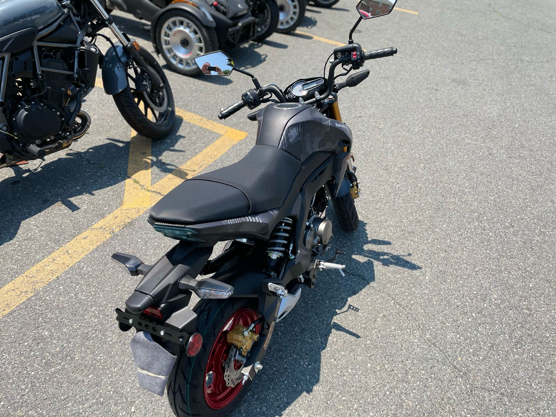 2024 Kawasaki Z125 Pro in Tyngsboro, Massachusetts - Photo 10