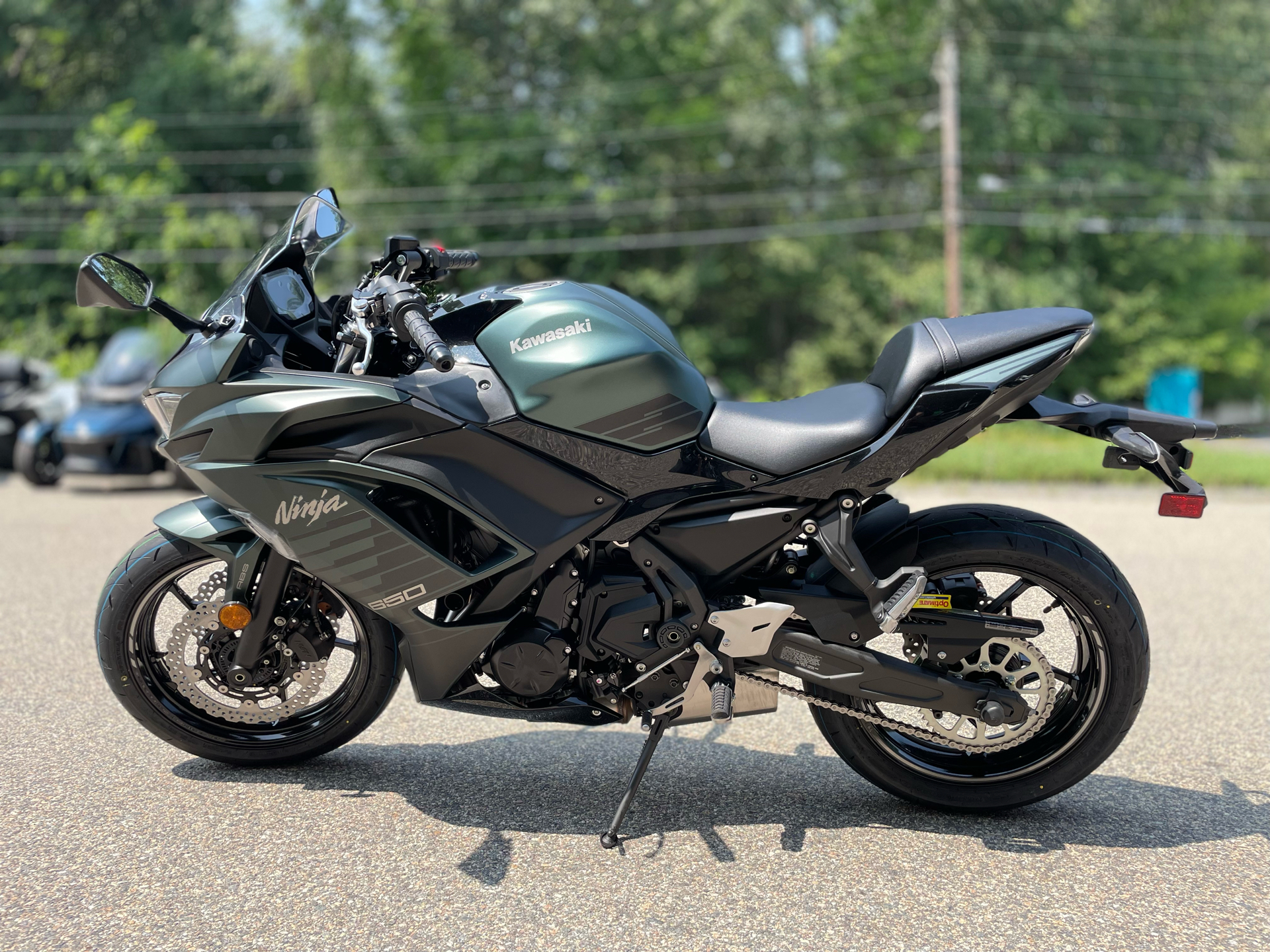 2025 Kawasaki Ninja 650 ABS in Tyngsboro, Massachusetts - Photo 14