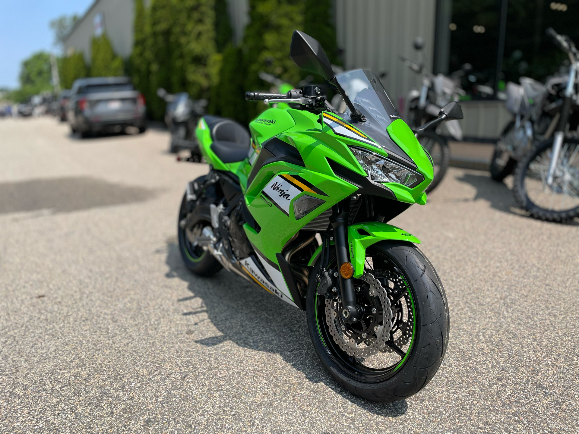 2025 Kawasaki Ninja 650 KRT Edition ABS in Tyngsboro, Massachusetts - Photo 11