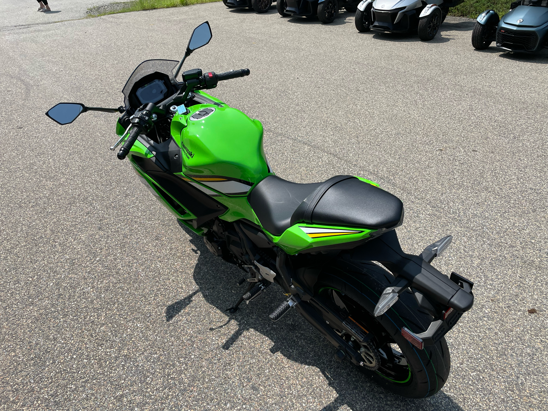 2025 Kawasaki Ninja 650 KRT Edition ABS in Tyngsboro, Massachusetts - Photo 12