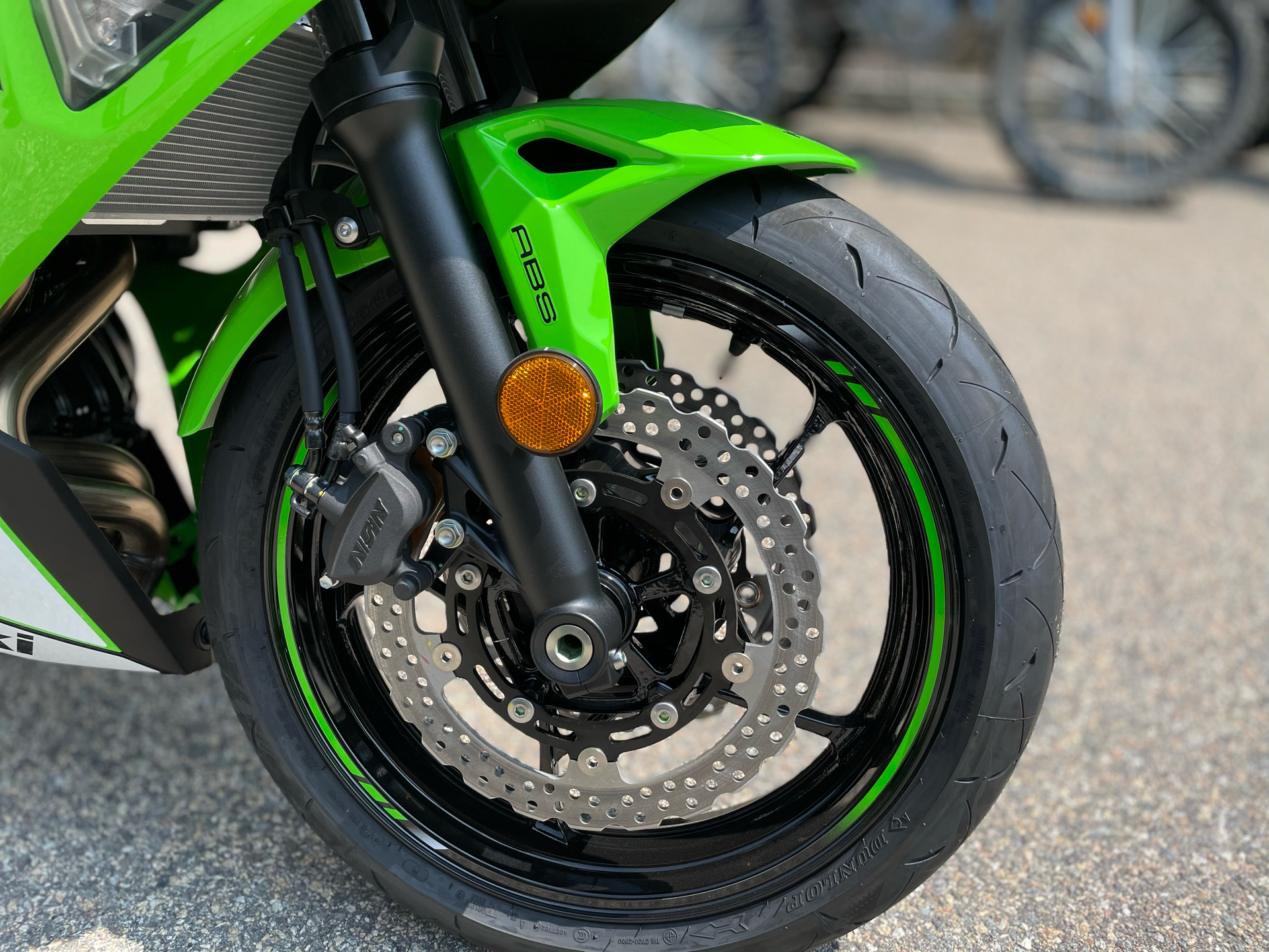 2025 Kawasaki Ninja 650 KRT Edition ABS in Tyngsboro, Massachusetts - Photo 23