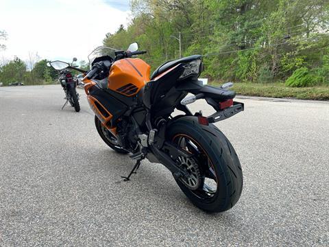 2025 Kawasaki Ninja 650 ABS in Tyngsboro, Massachusetts - Photo 10