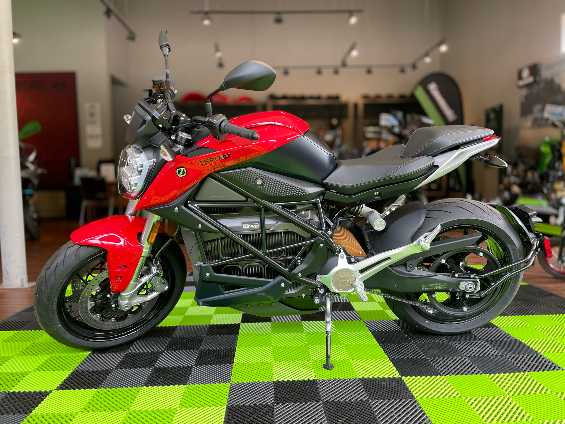 2023 Zero Motorcycles SR NA ZF15.6+ in Tyngsboro, Massachusetts - Photo 2