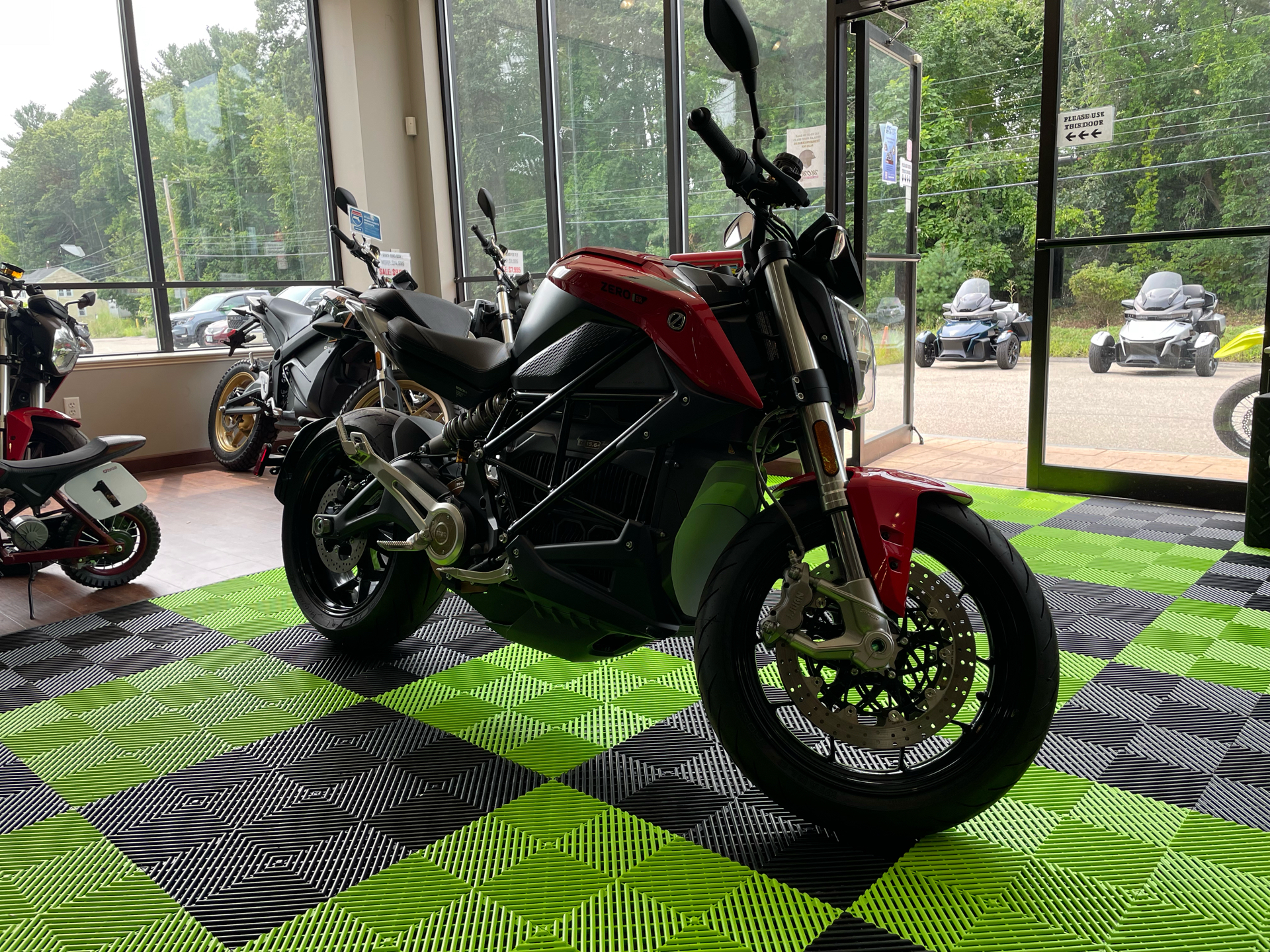 2023 Zero Motorcycles SR NA ZF15.6+ in Tyngsboro, Massachusetts - Photo 7