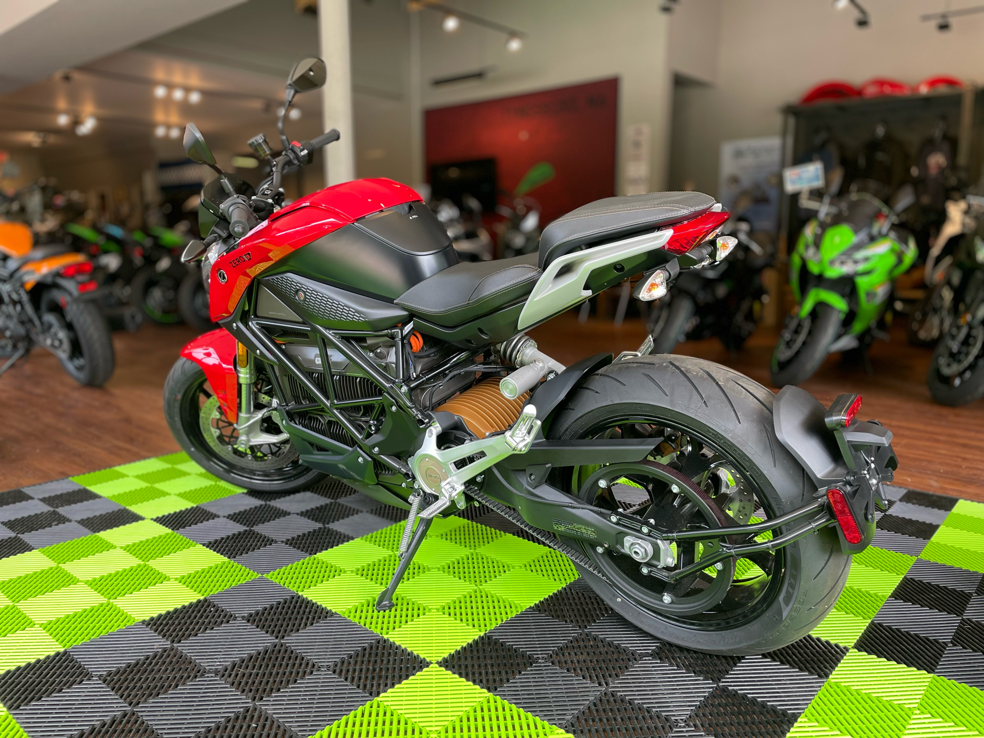 2023 Zero Motorcycles SR NA ZF15.6+ in Tyngsboro, Massachusetts - Photo 10