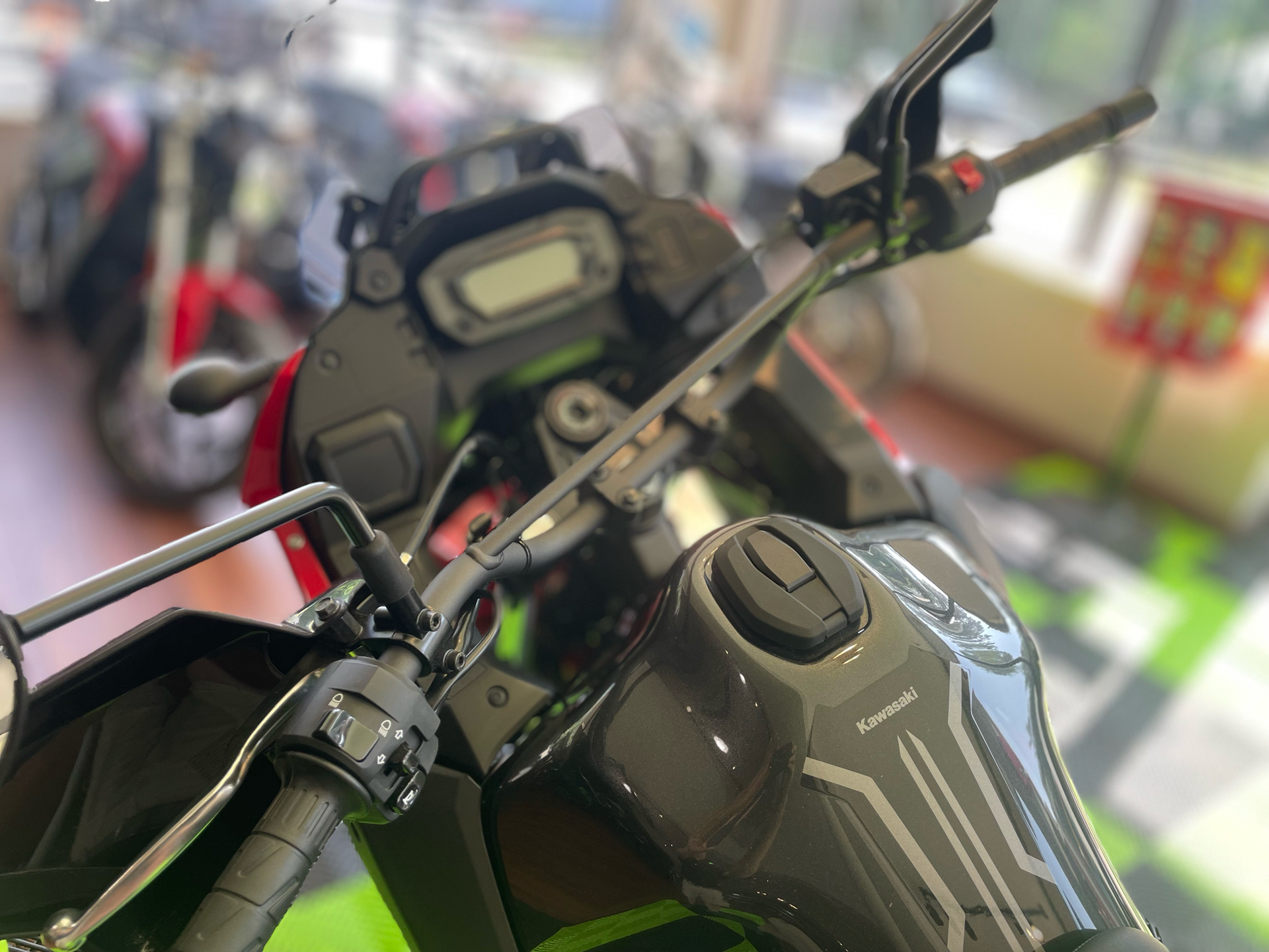 2024 Kawasaki KLR 650 ABS in Tyngsboro, Massachusetts - Photo 4