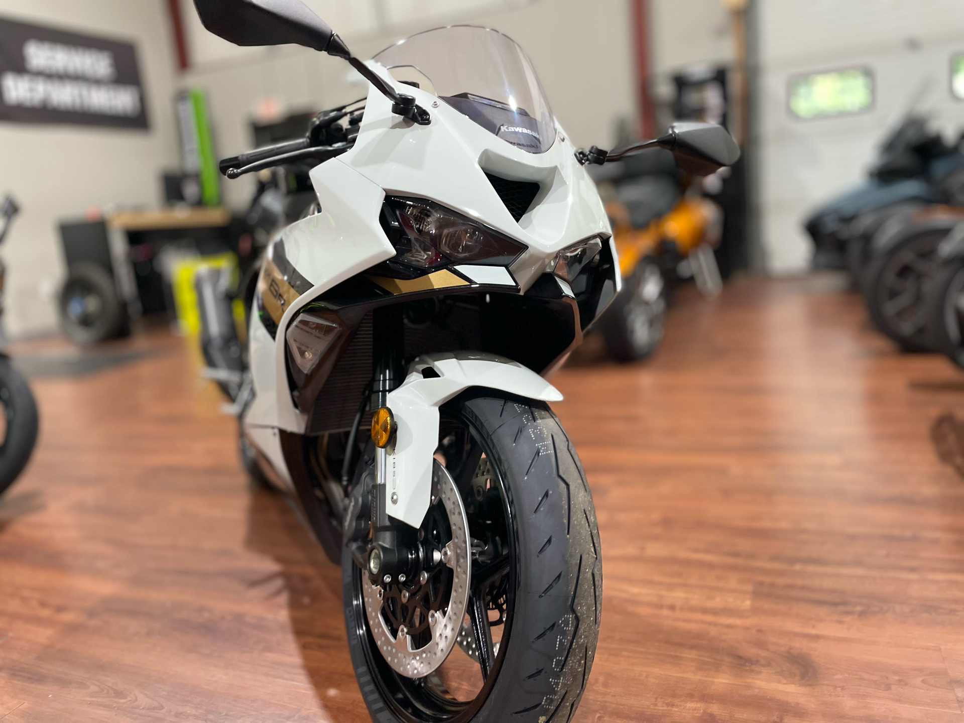 2026 Kawasaki NINJA ZX-6R ABS in Tyngsboro, Massachusetts - Photo 3