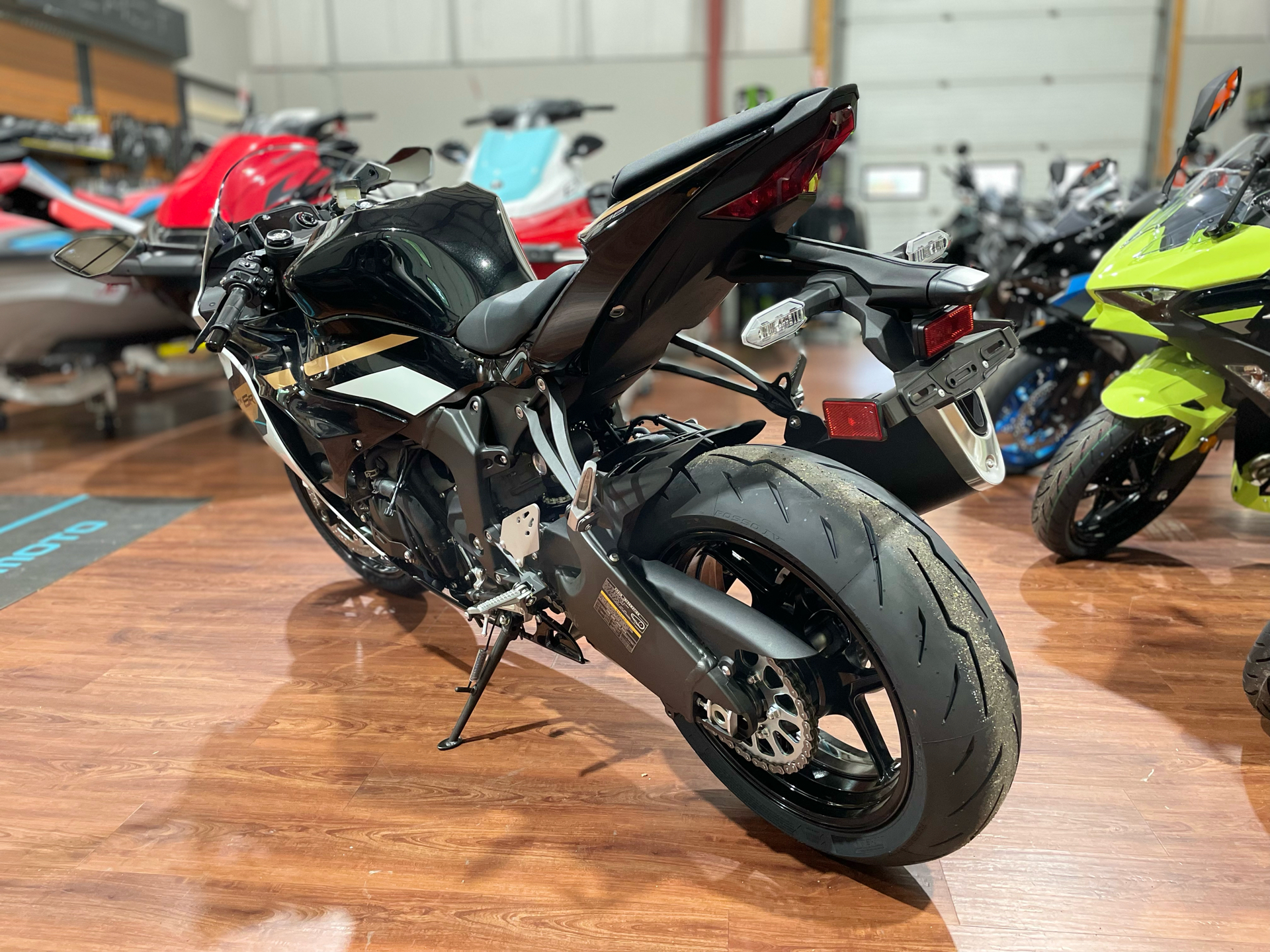 2026 Kawasaki NINJA ZX-6R ABS in Tyngsboro, Massachusetts - Photo 11