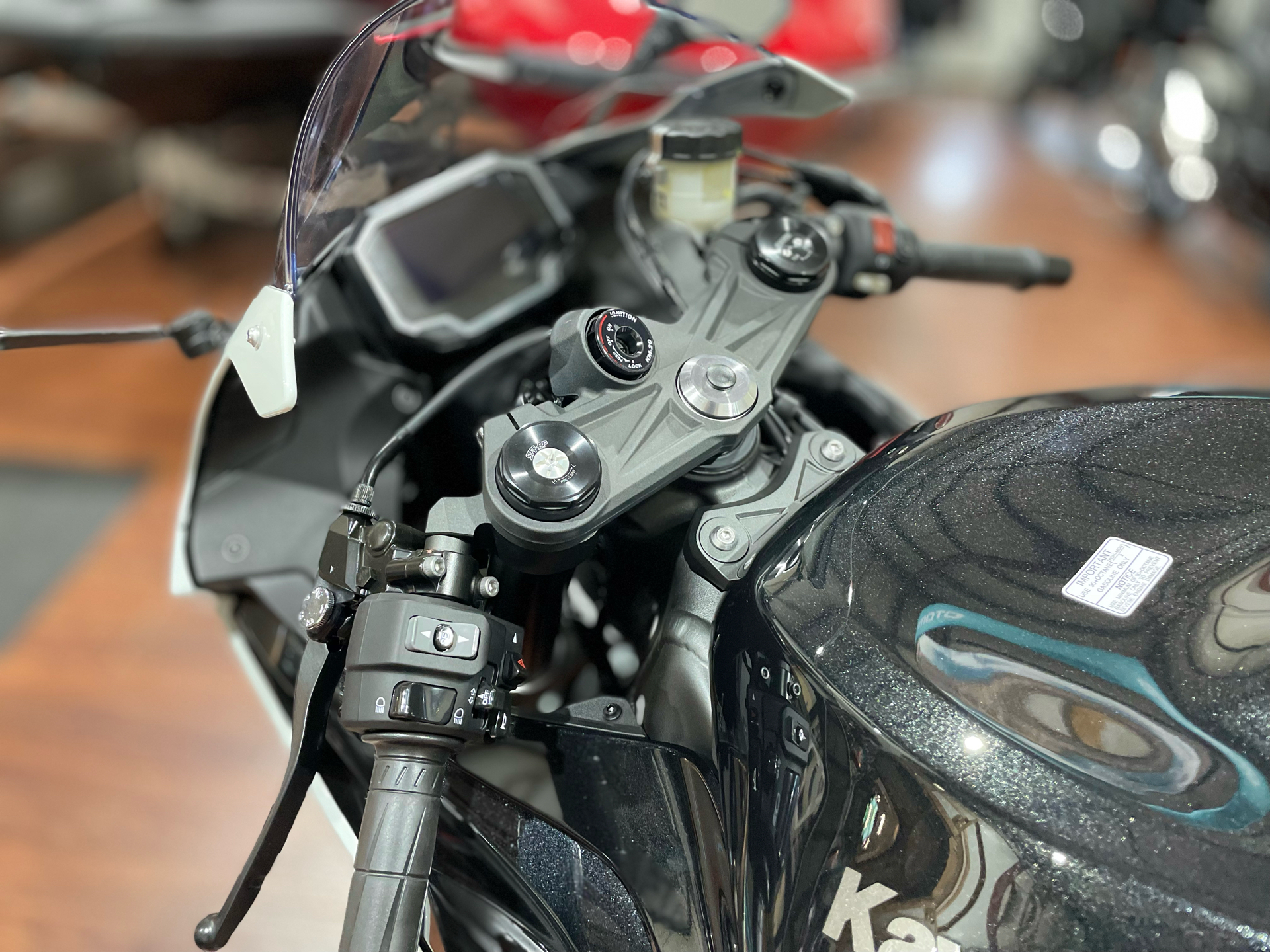 2026 Kawasaki NINJA ZX-6R ABS in Tyngsboro, Massachusetts - Photo 16
