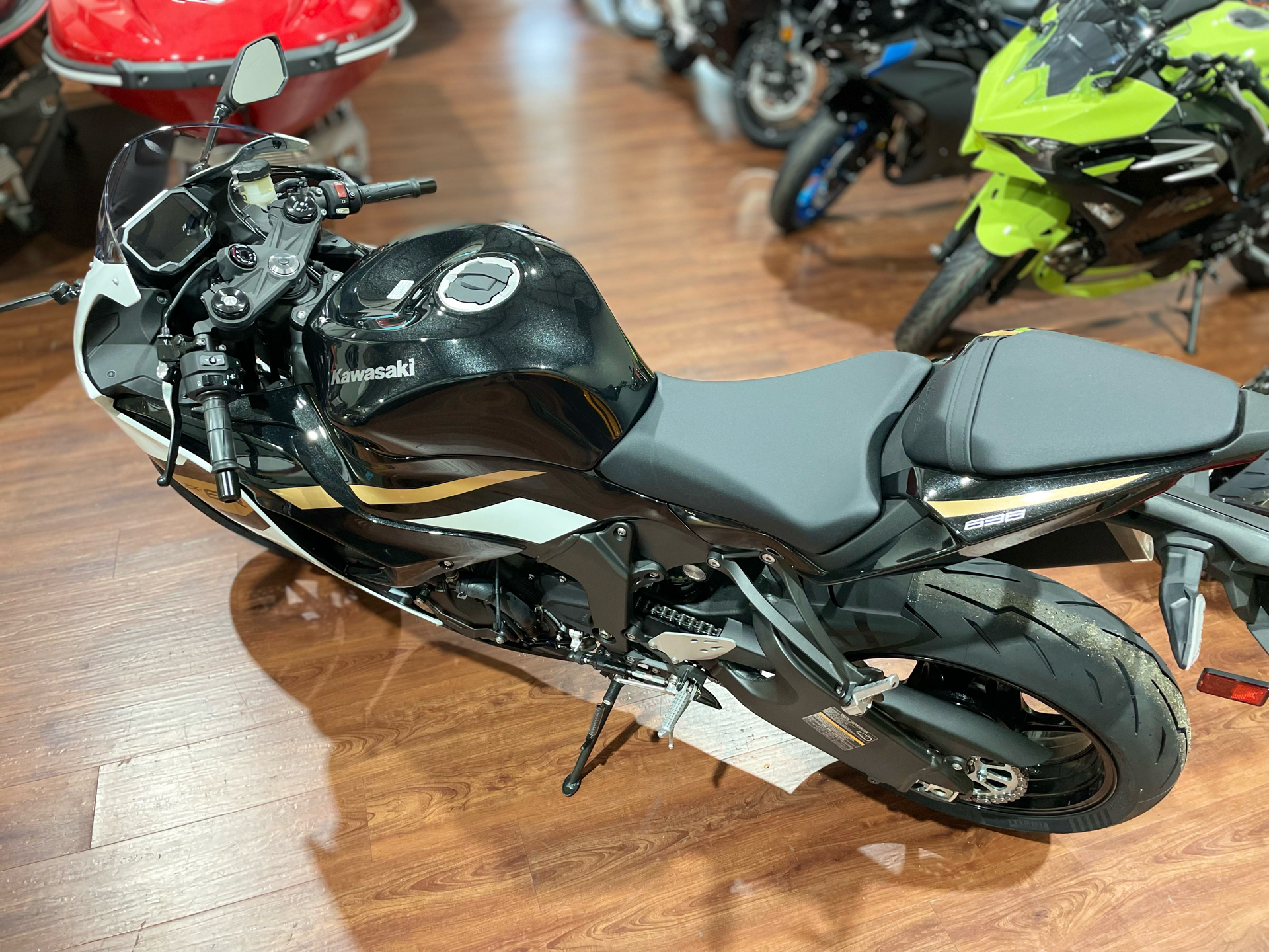 2026 Kawasaki NINJA ZX-6R ABS in Tyngsboro, Massachusetts - Photo 20
