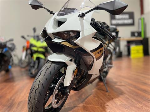2026 Kawasaki NINJA ZX-6R ABS in Tyngsboro, Massachusetts - Photo 21