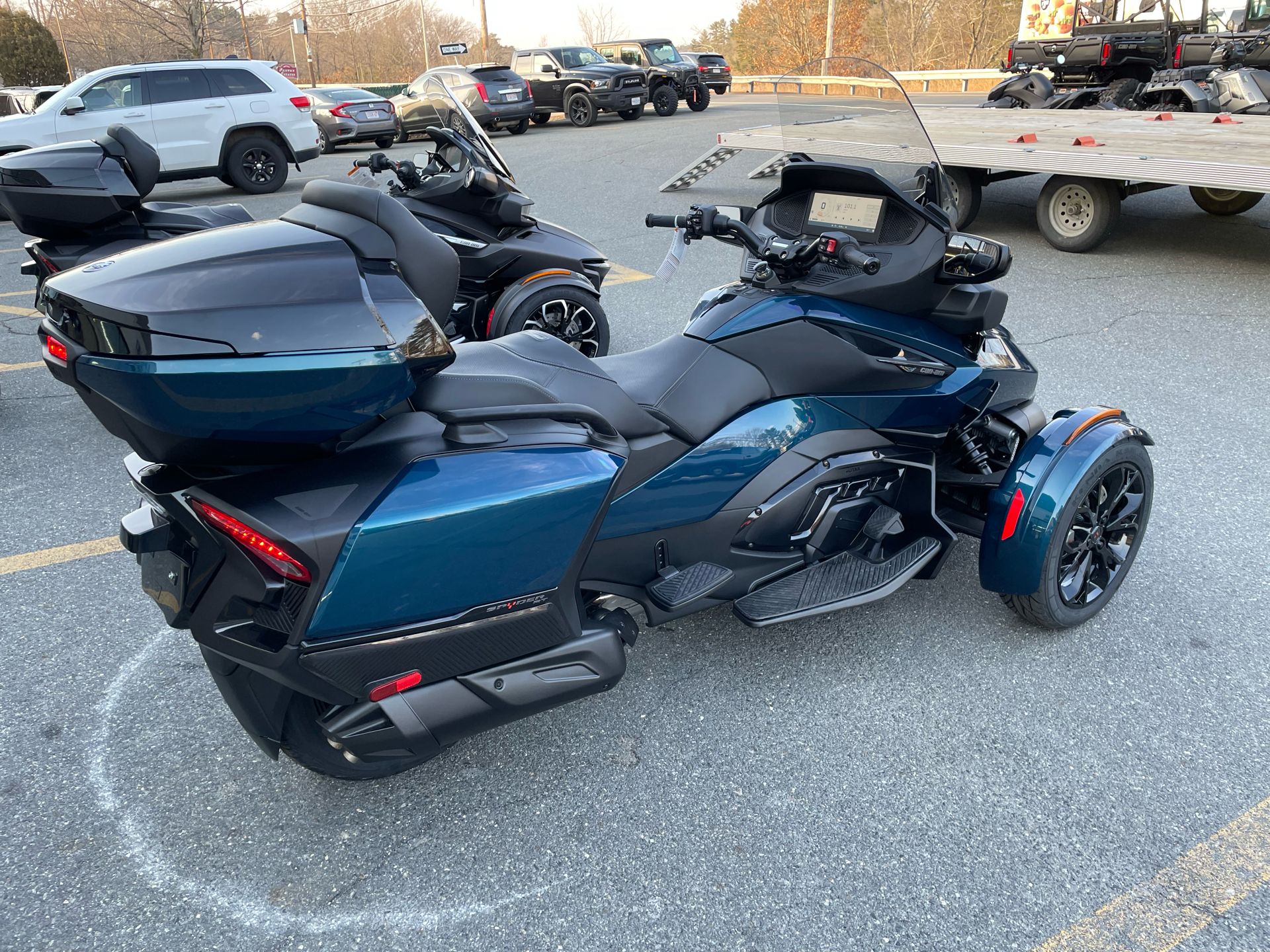 2024 Can-Am Spyder RT Limited in Tyngsboro, Massachusetts - Photo 4