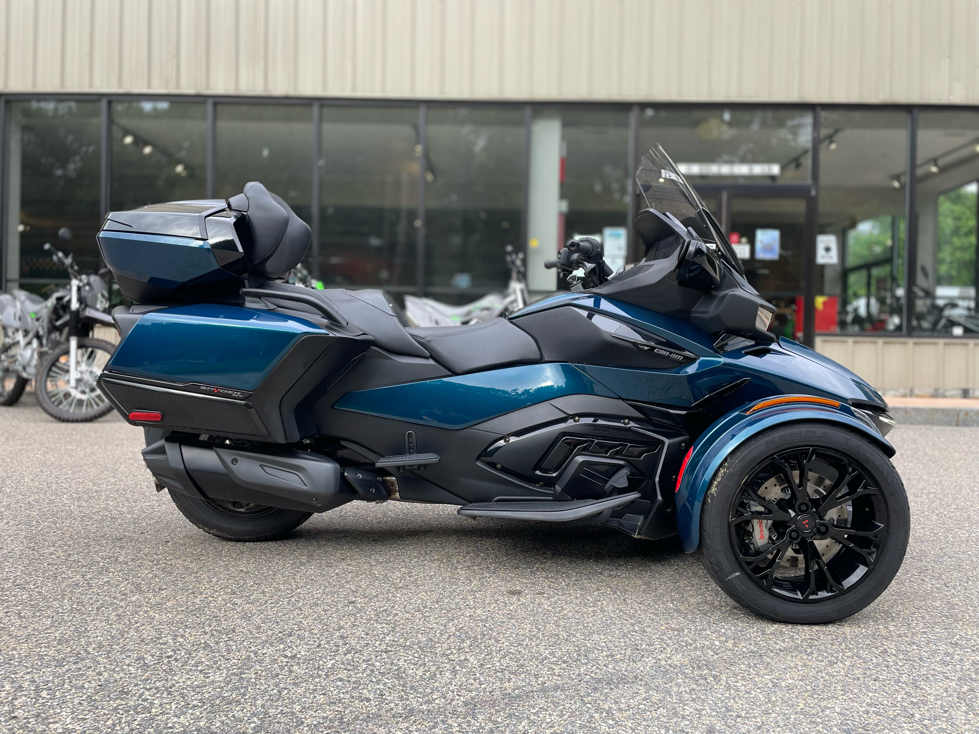 2024 Can-Am Spyder RT Limited in Tyngsboro, Massachusetts - Photo 3
