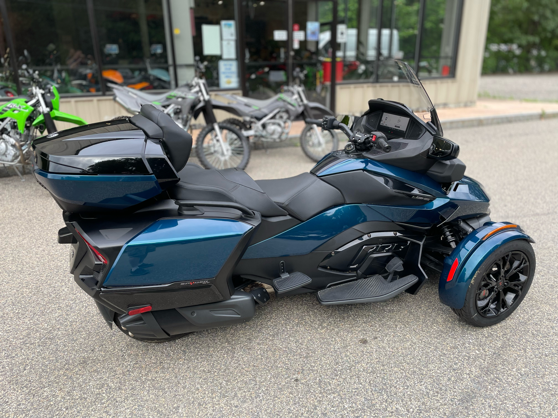 2024 Can-Am Spyder RT Limited in Tyngsboro, Massachusetts - Photo 10