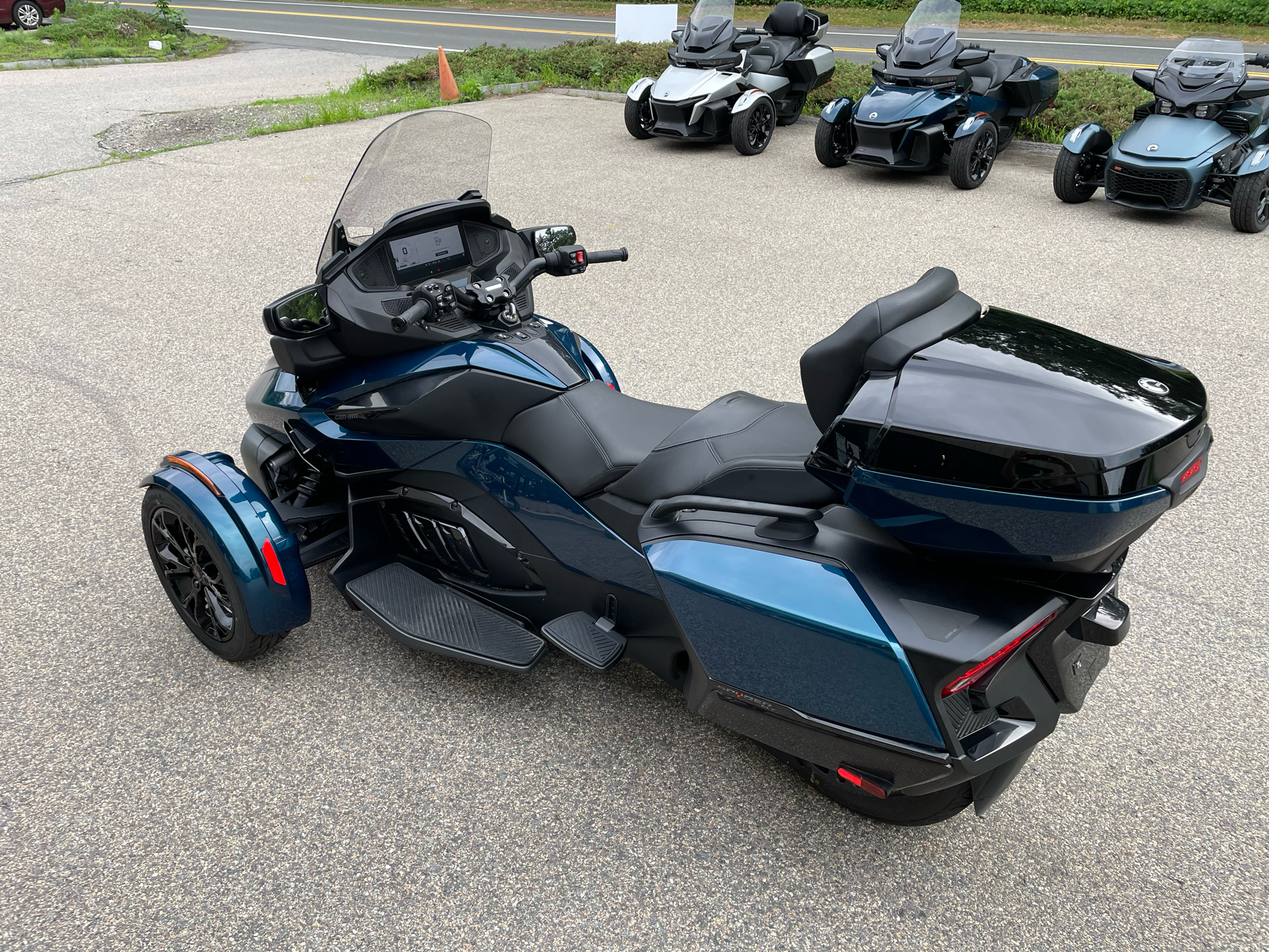 2024 Can-Am Spyder RT Limited in Tyngsboro, Massachusetts - Photo 12