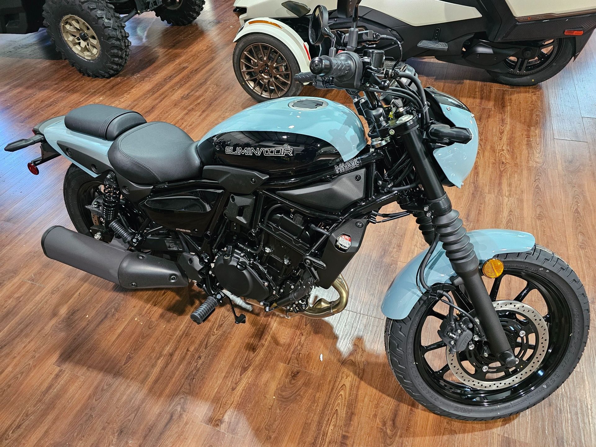 2025 Kawasaki Eliminator SE ABS in Tyngsboro, Massachusetts - Photo 11