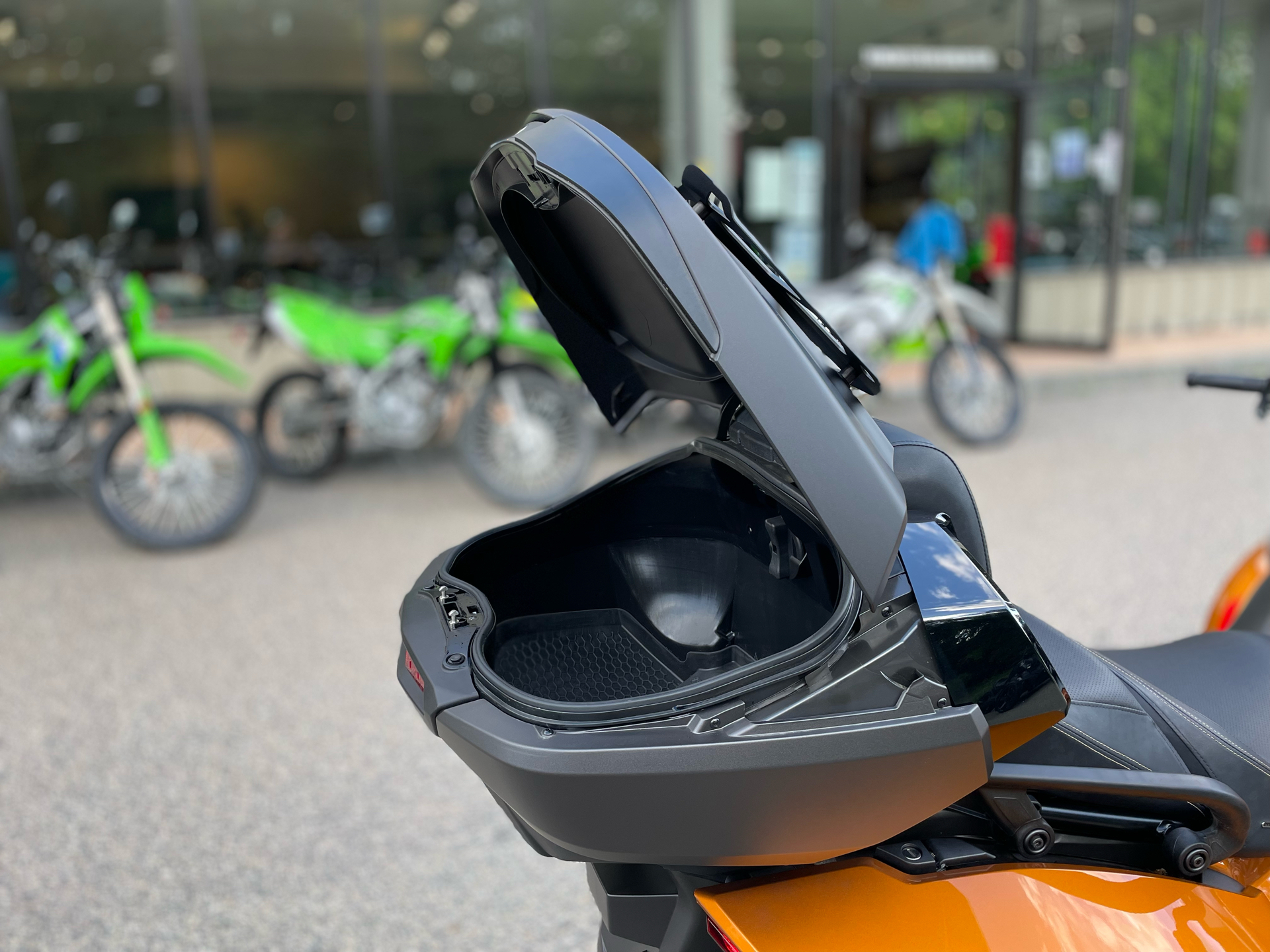 2024 Can-Am Spyder F3 Limited Special Series in Tyngsboro, Massachusetts - Photo 16