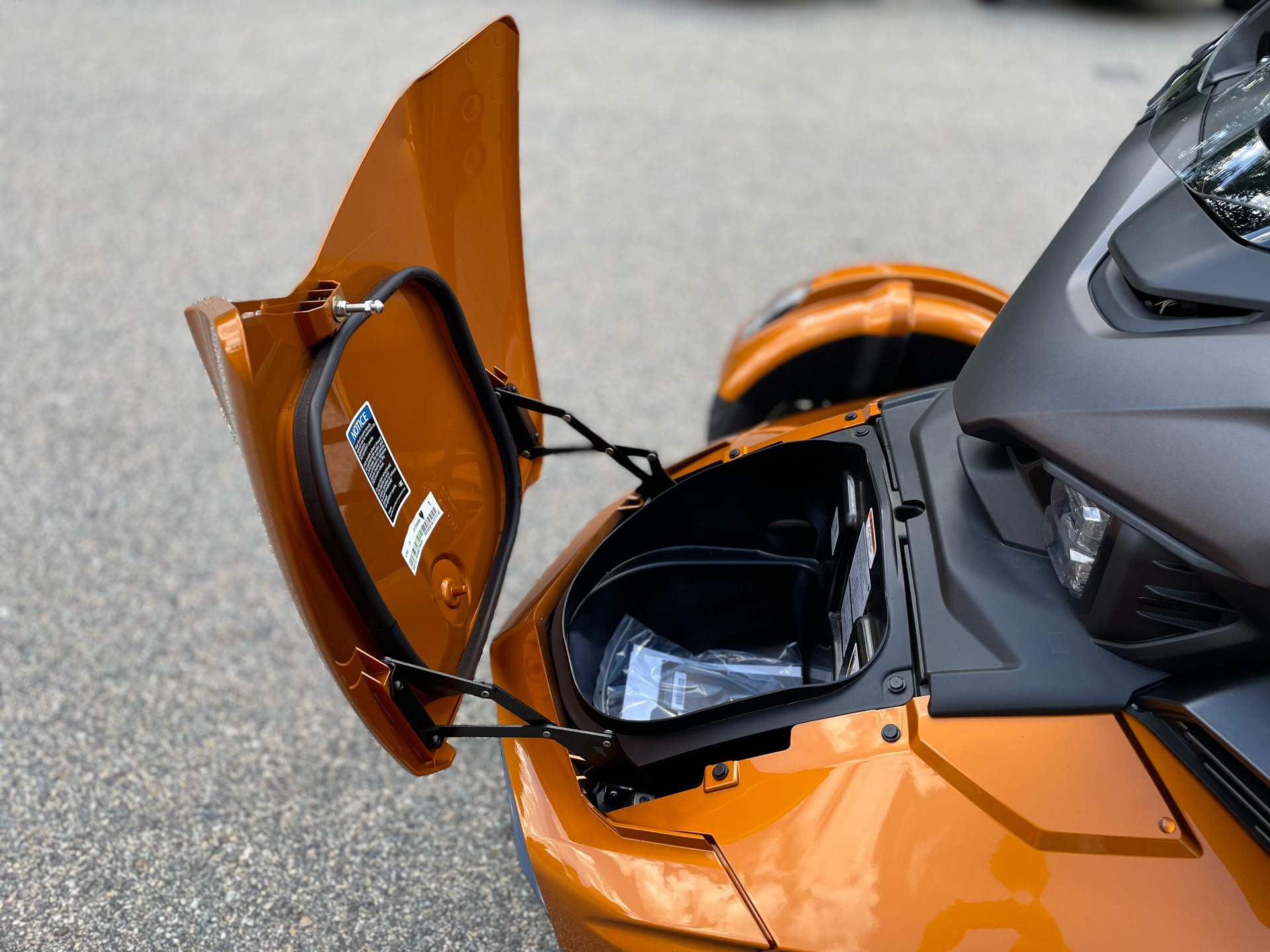 2024 Can-Am Spyder F3 Limited Special Series in Tyngsboro, Massachusetts - Photo 22