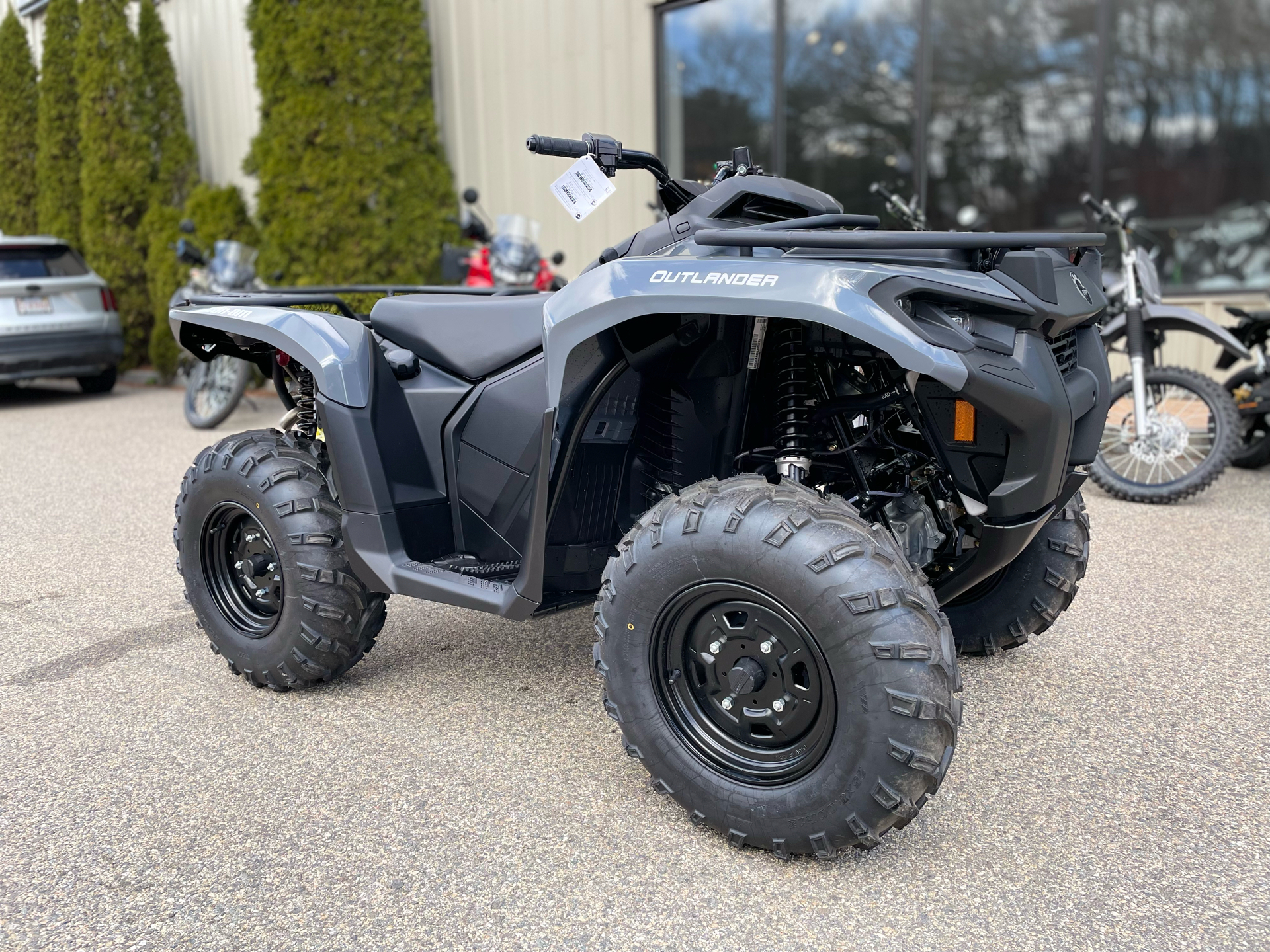 2025 Can-Am Outlander DPS 500 in Tyngsboro, Massachusetts - Photo 2