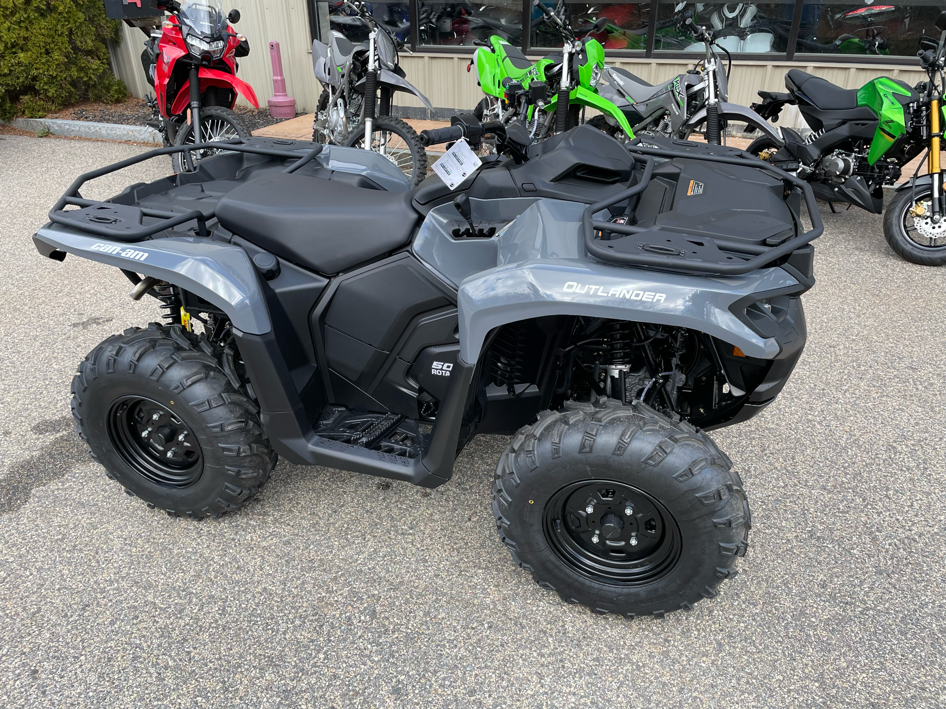 2025 Can-Am Outlander DPS 500 in Tyngsboro, Massachusetts - Photo 10