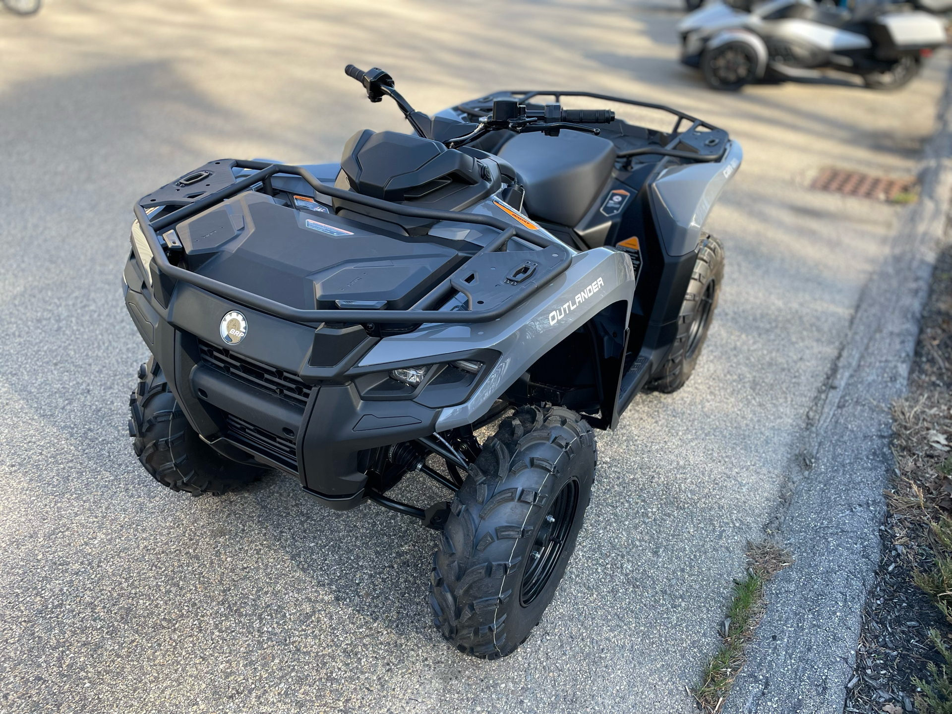 2025 Can-Am Outlander DPS 500 in Tyngsboro, Massachusetts - Photo 2