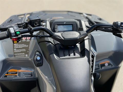 2025 Can-Am Outlander DPS 500 in Tyngsboro, Massachusetts - Photo 8