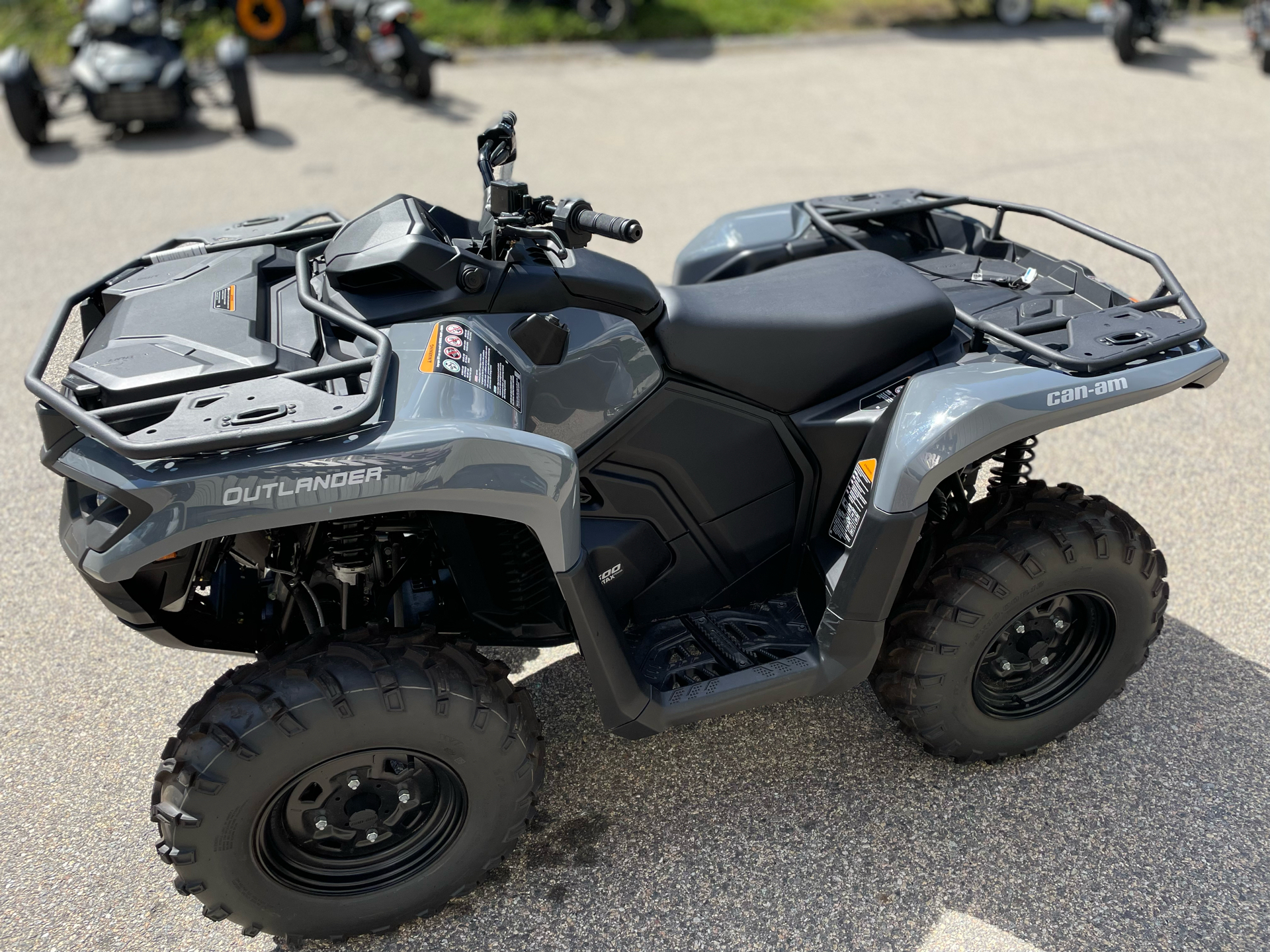 2025 Can-Am Outlander DPS 500 in Tyngsboro, Massachusetts - Photo 13