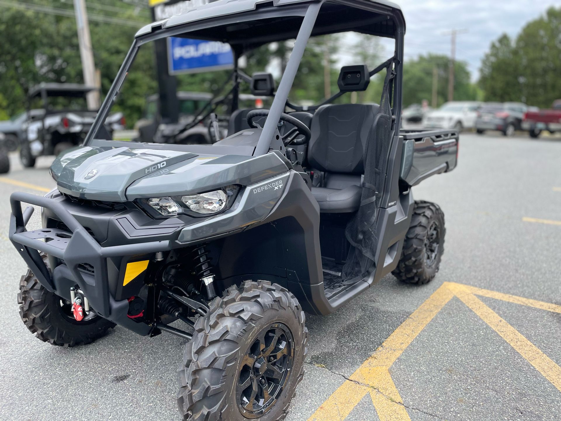 2024 Can-Am Defender XT HD10 in Tyngsboro, Massachusetts - Photo 4