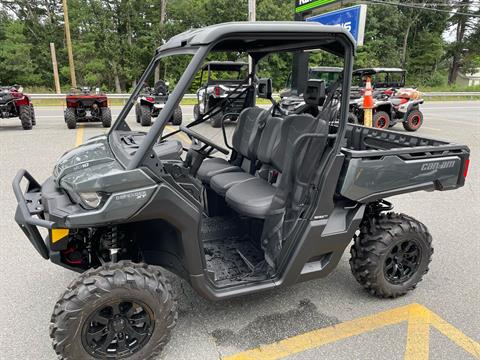 2024 Can-Am Defender XT HD10 in Tyngsboro, Massachusetts - Photo 8