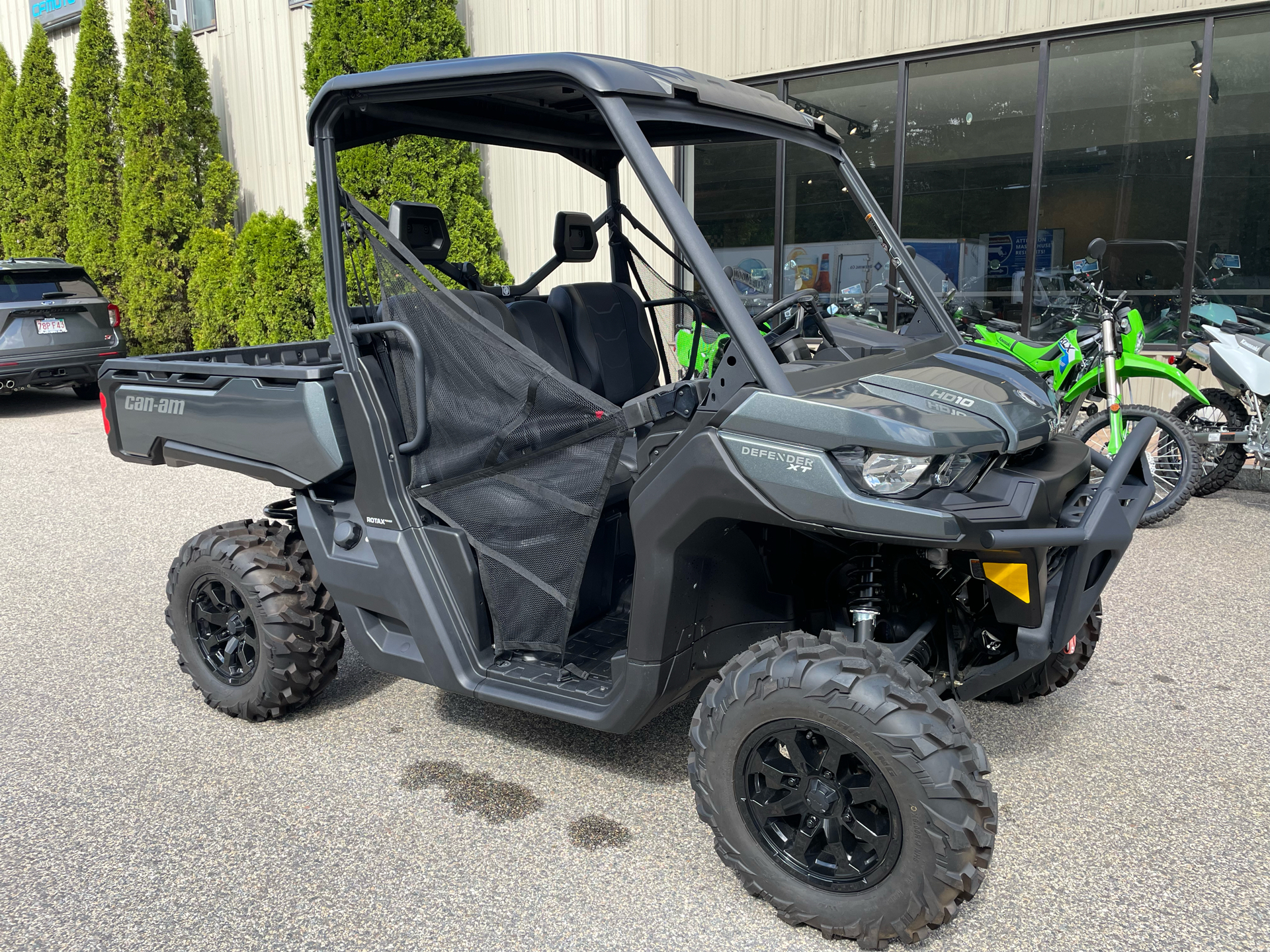 2024 Can-Am Defender XT HD10 in Tyngsboro, Massachusetts - Photo 6