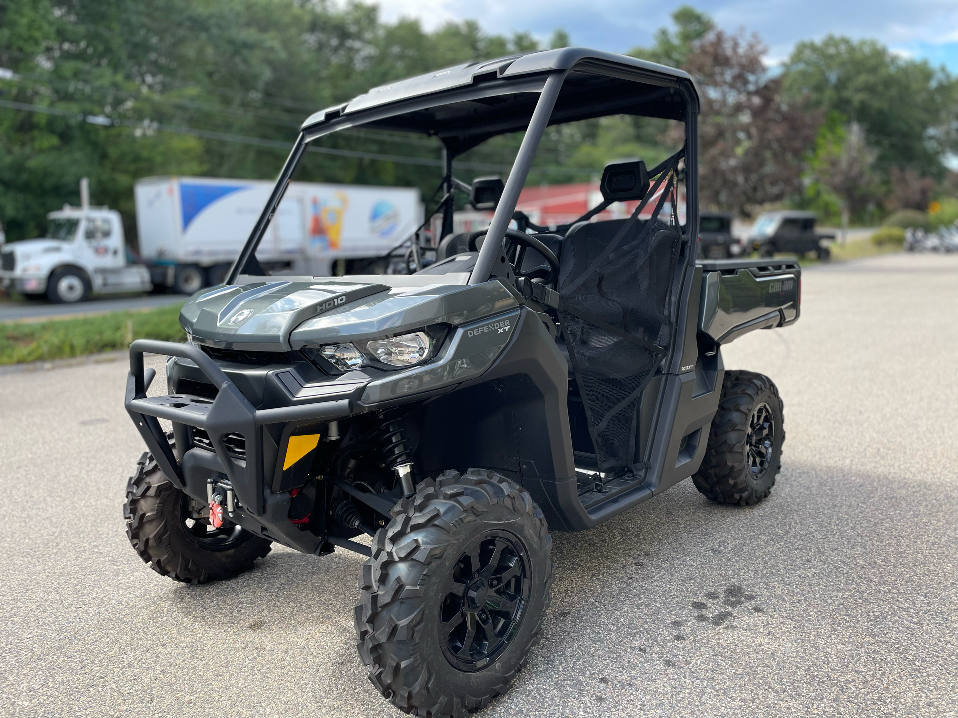 2024 Can-Am Defender XT HD10 in Tyngsboro, Massachusetts - Photo 7