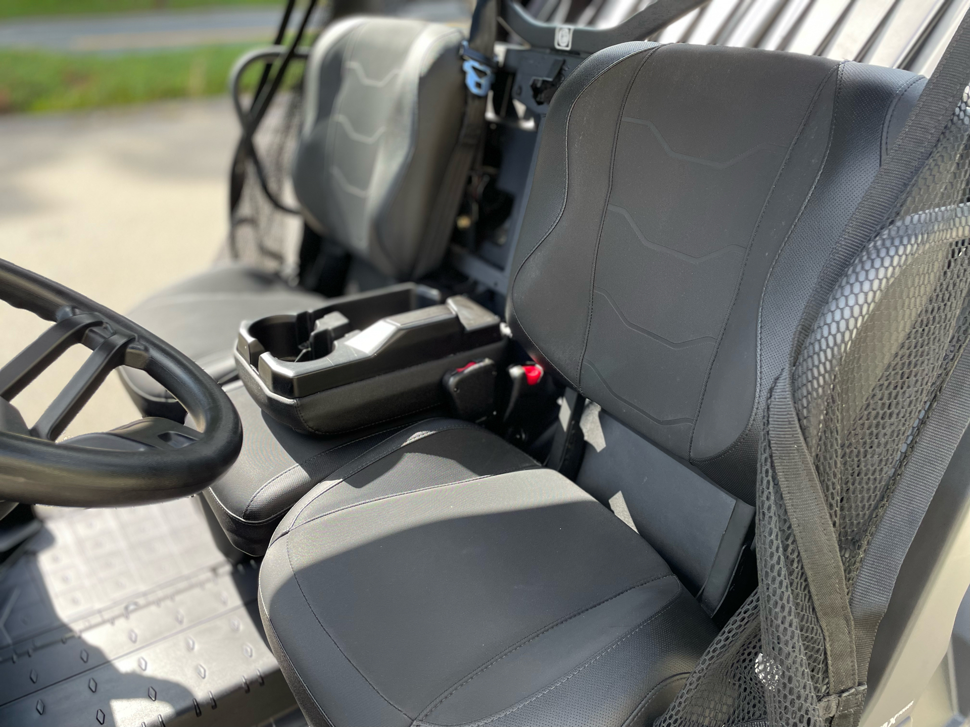 2024 Can-Am Defender XT HD10 in Tyngsboro, Massachusetts - Photo 15