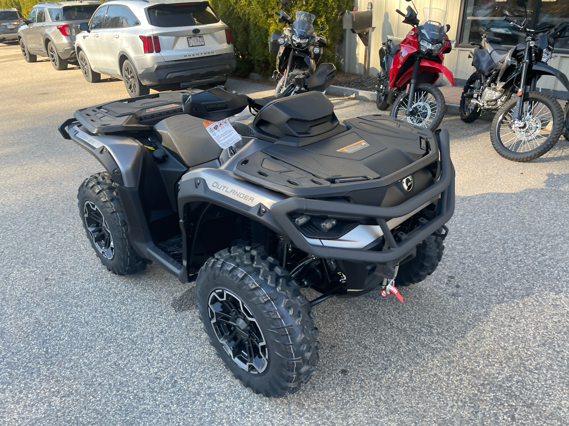 2025 Can-Am Outlander XT 1000R in Tyngsboro, Massachusetts - Photo 2