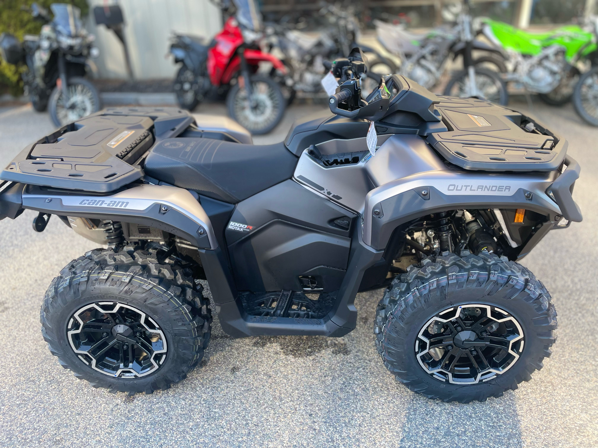 2025 Can-Am Outlander XT 1000R in Tyngsboro, Massachusetts - Photo 9