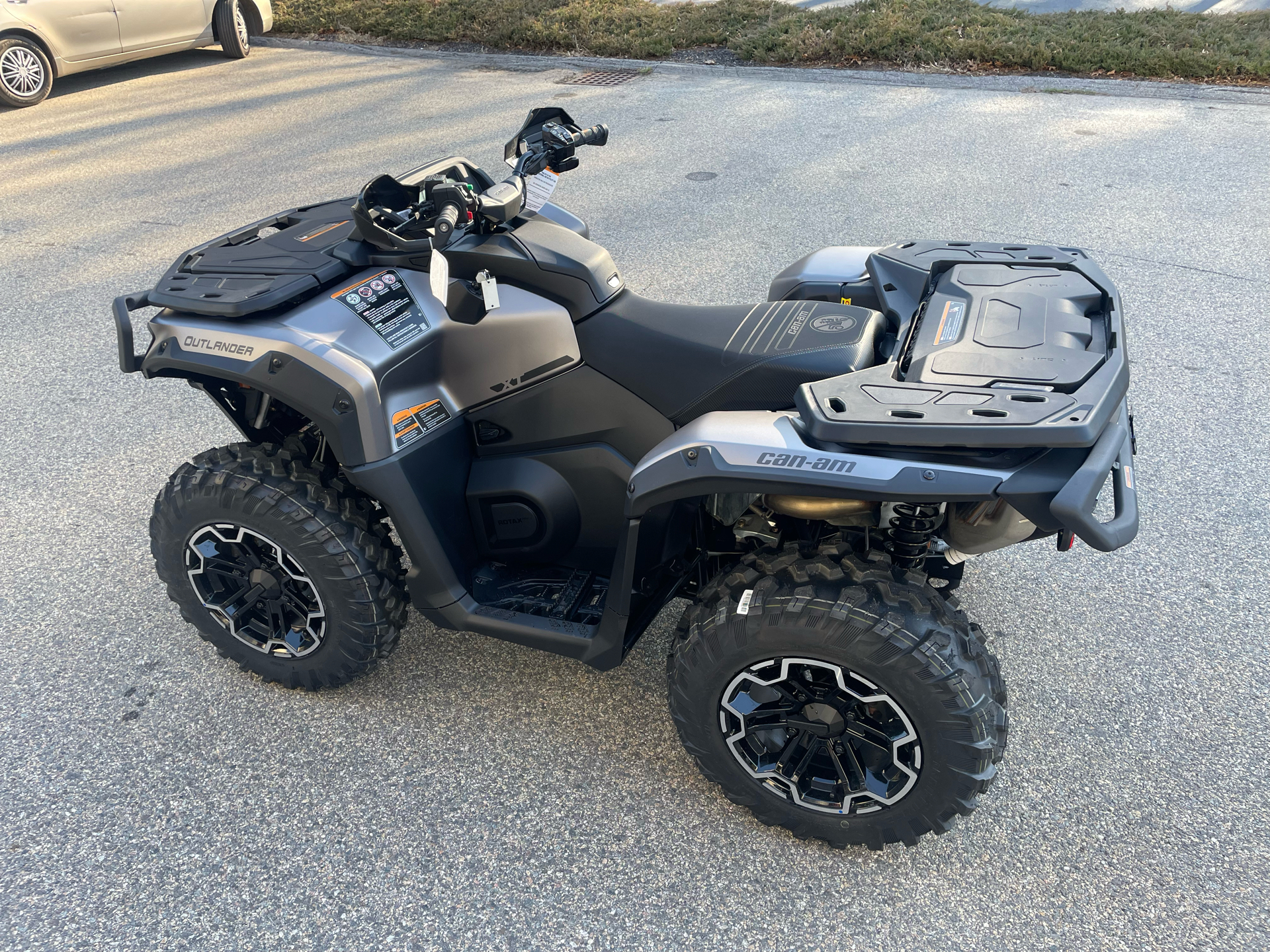 2025 Can-Am Outlander XT 1000R in Tyngsboro, Massachusetts - Photo 12