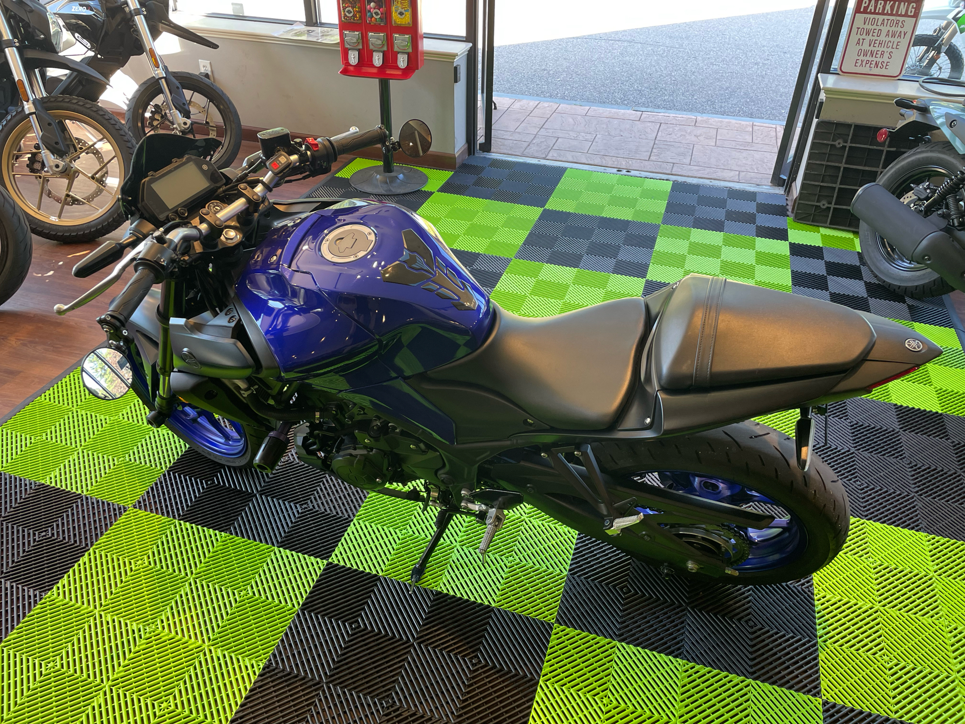 2023 Yamaha MT-03 in Tyngsboro, Massachusetts - Photo 18