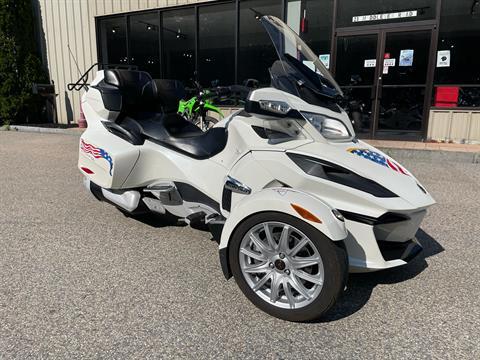 2017 Can-Am Spyder RT Limited in Tyngsboro, Massachusetts - Photo 3