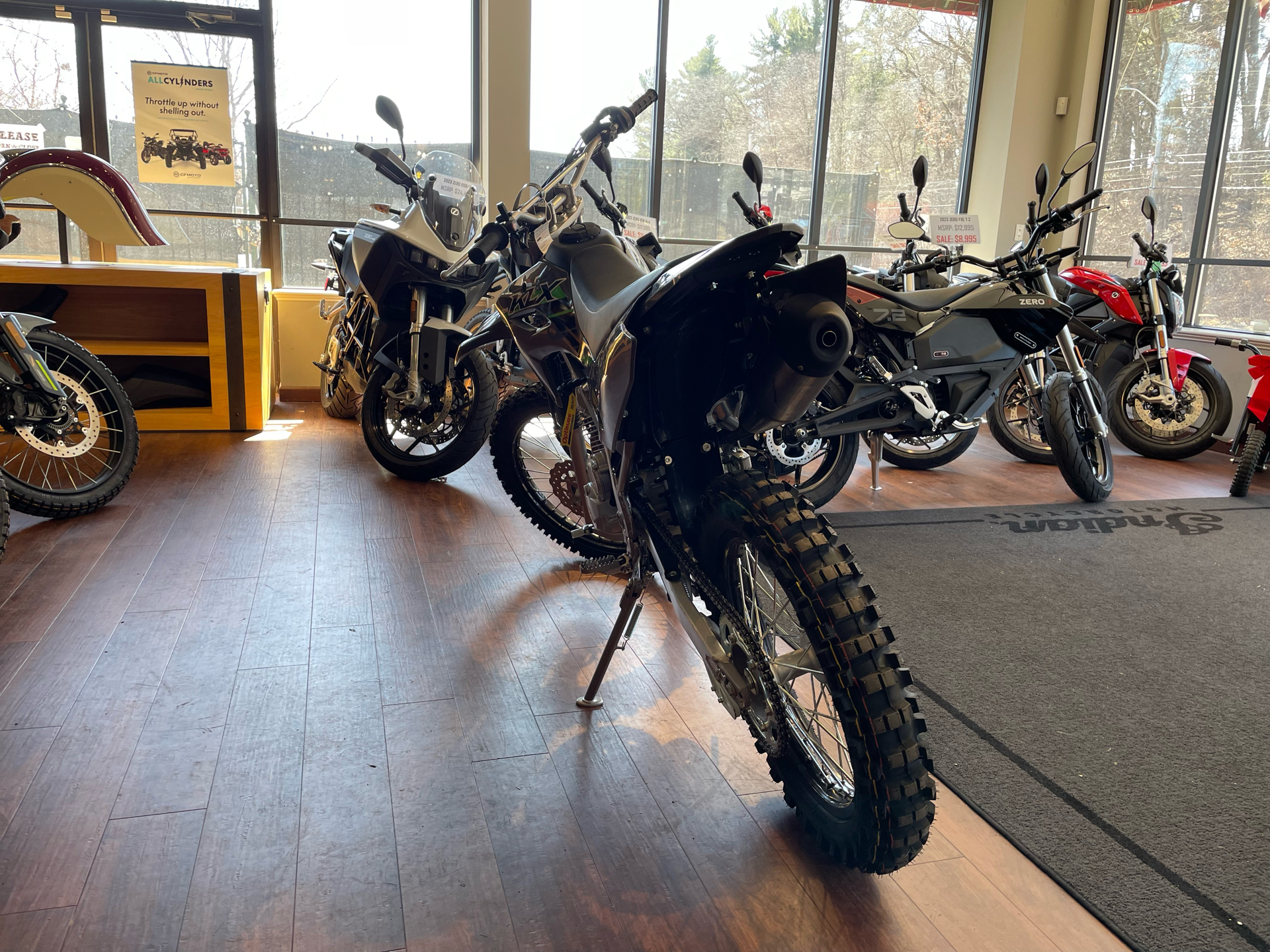 2025 Kawasaki KLX 230R in Tyngsboro, Massachusetts - Photo 9