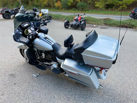 2011 Harley-Davidson Road Glide® Ultra in Tyngsboro, Massachusetts - Photo 8