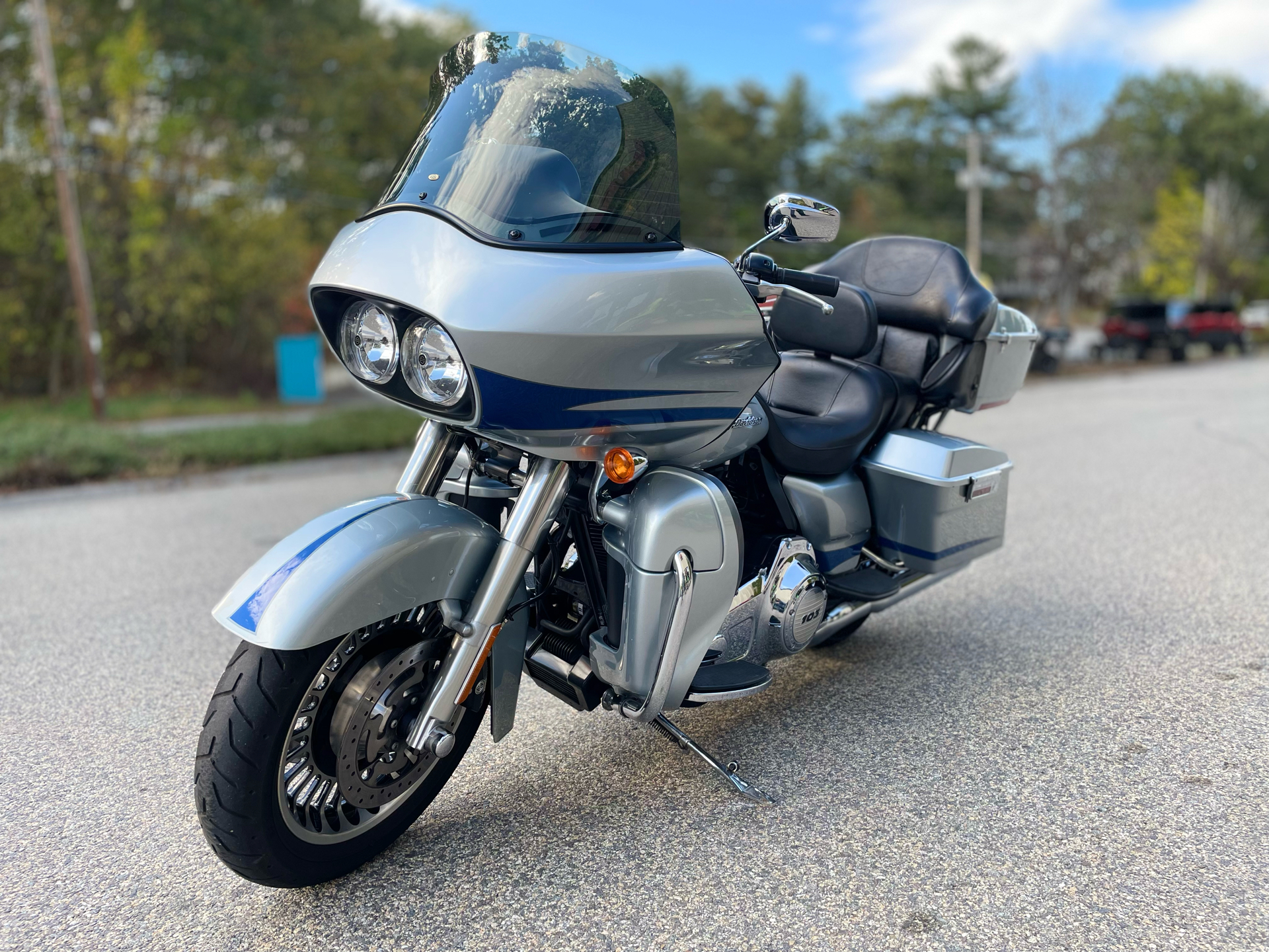 2011 Harley-Davidson Road Glide® Ultra in Tyngsboro, Massachusetts - Photo 9