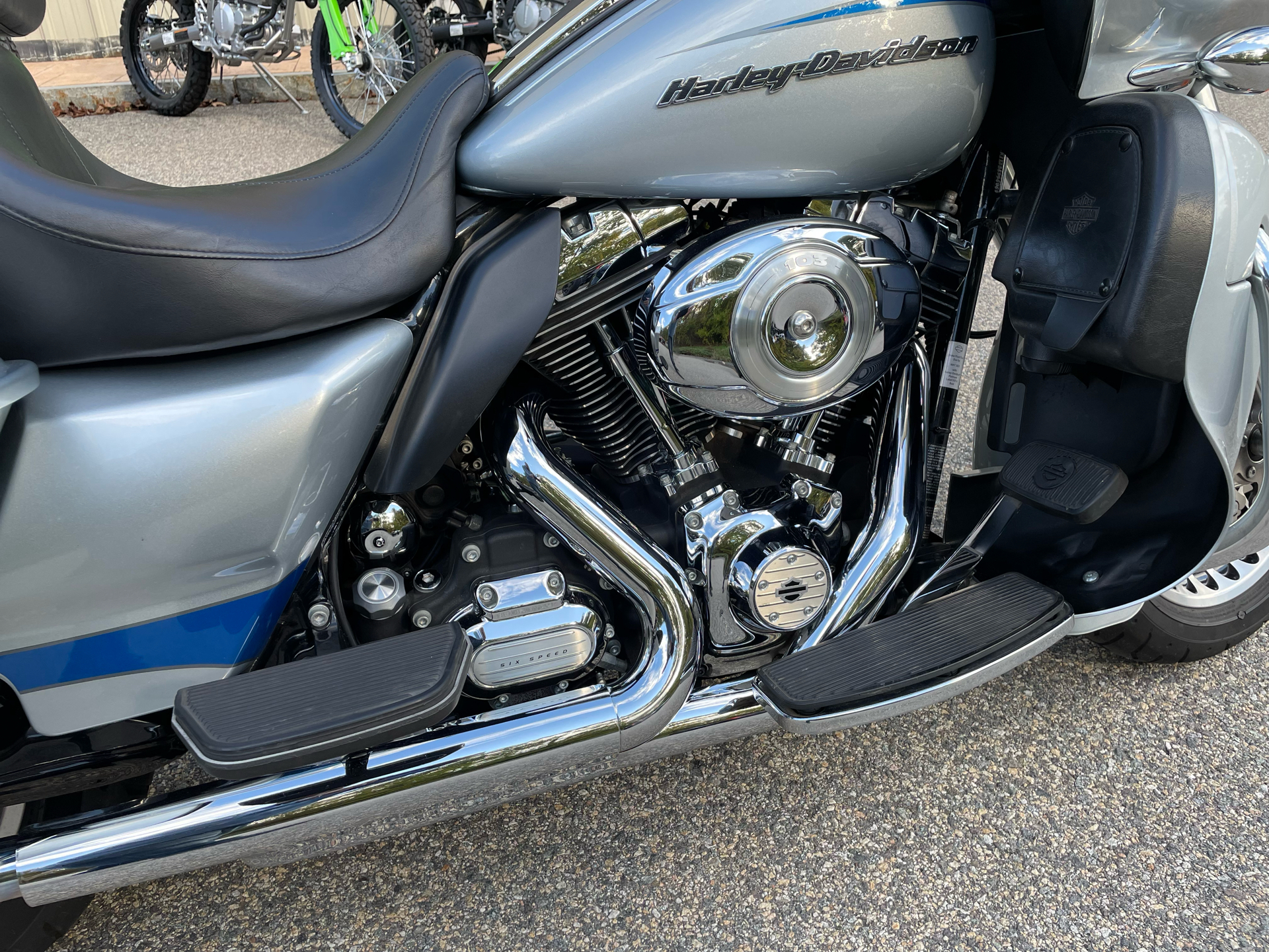 2011 Harley-Davidson Road Glide® Ultra in Tyngsboro, Massachusetts - Photo 17