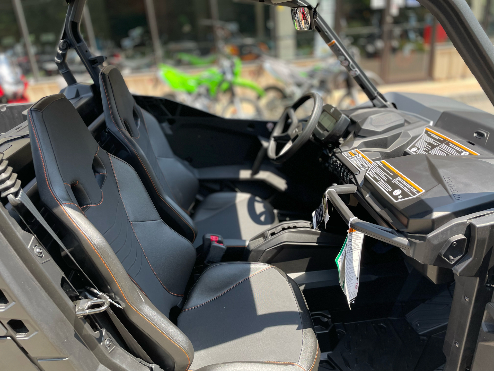 2025 Can-Am Commander XT-P in Tyngsboro, Massachusetts - Photo 7