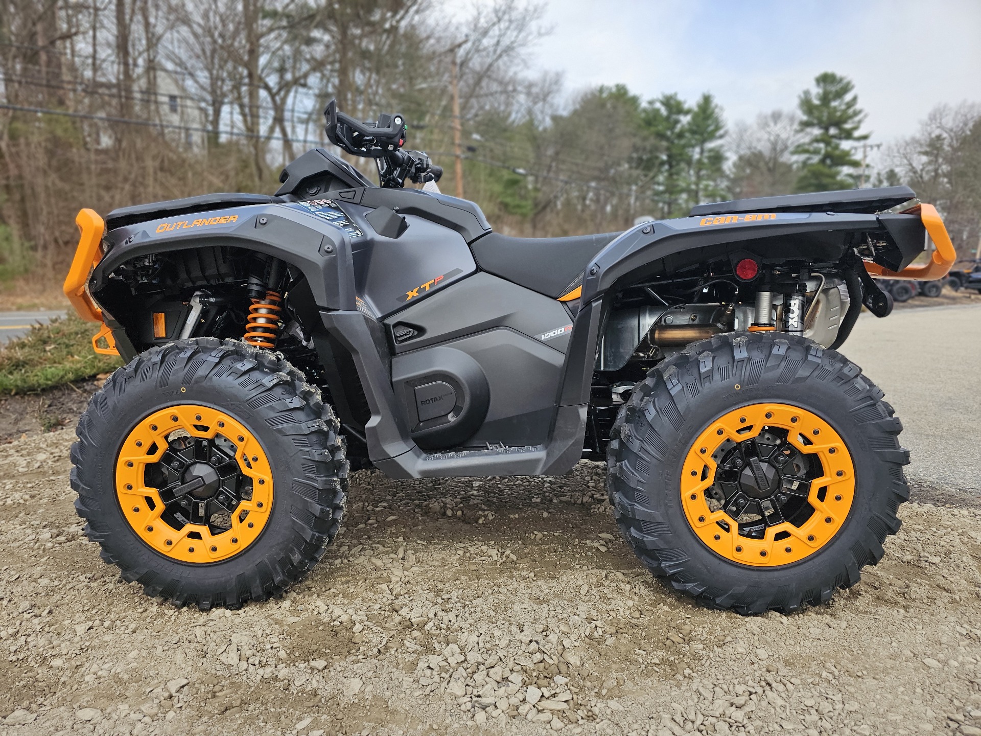 2025 Can-Am Outlander XT-P 1000R in Tyngsboro, Massachusetts - Photo 2