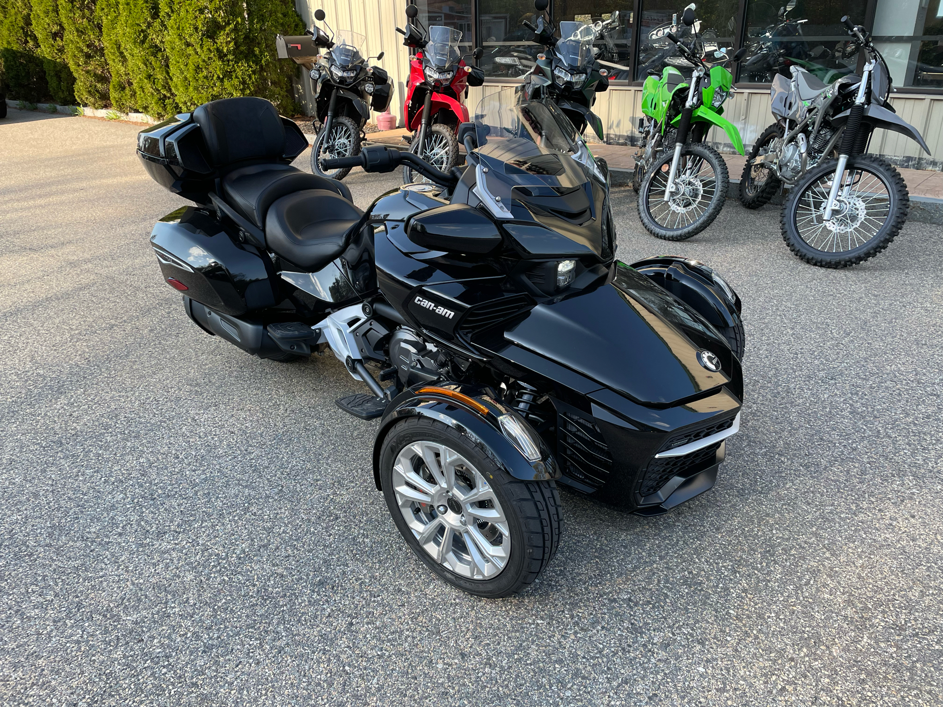 2025 Can-Am Spyder F3 Limited in Tyngsboro, Massachusetts - Photo 5