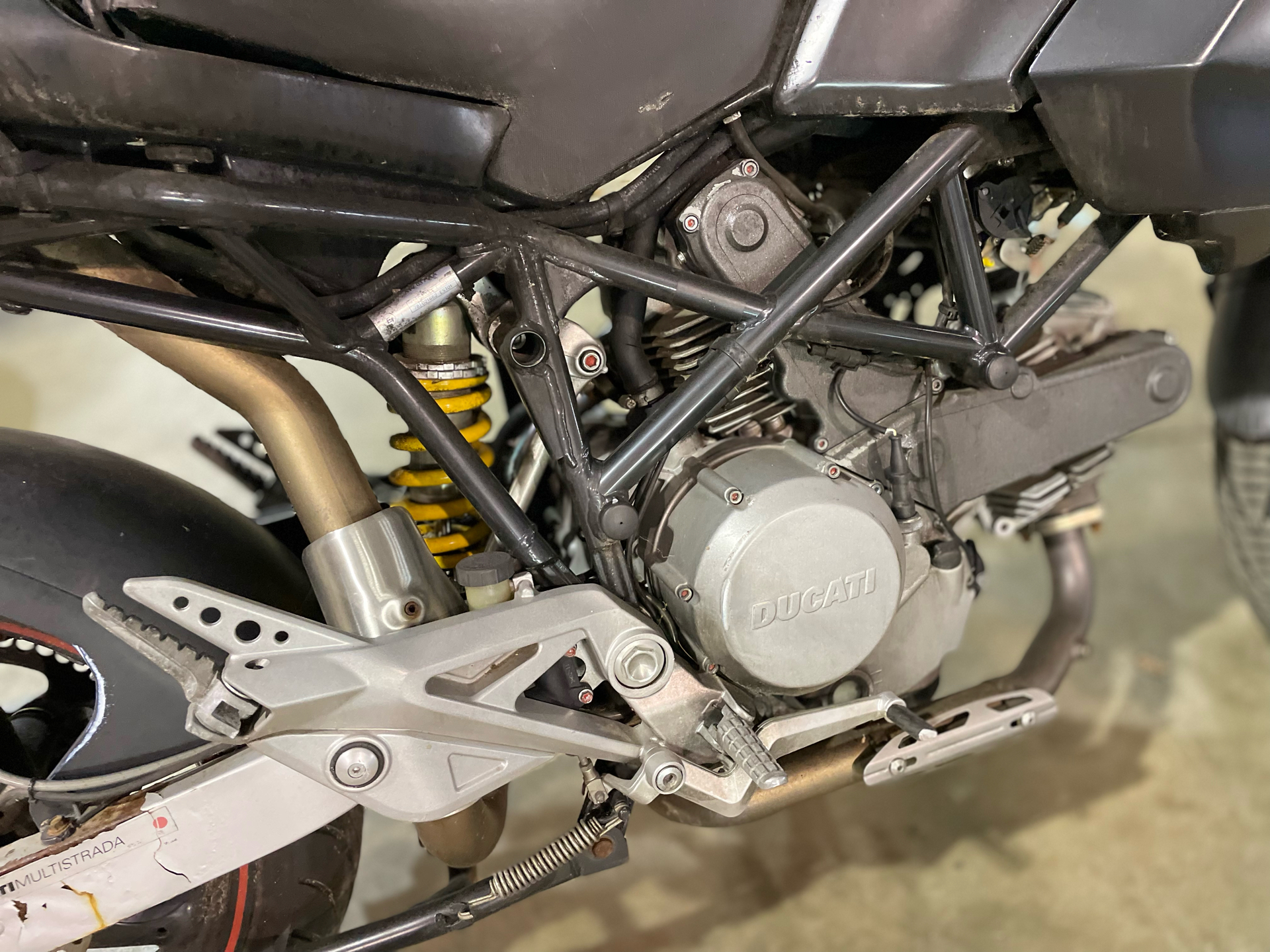 2006 Ducati Monster 620 in Tyngsboro, Massachusetts - Photo 11
