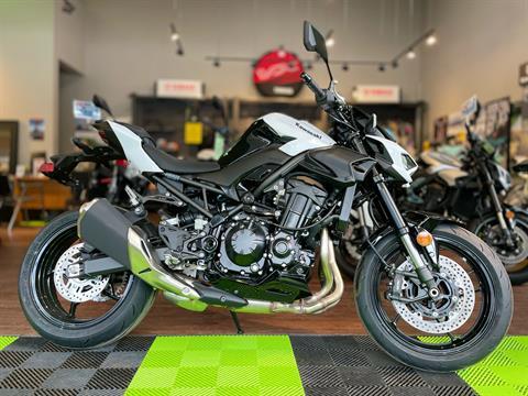 グレースママページ New 2026 Kawasaki Z900 ABS Pearl Blizzard White / Ebony