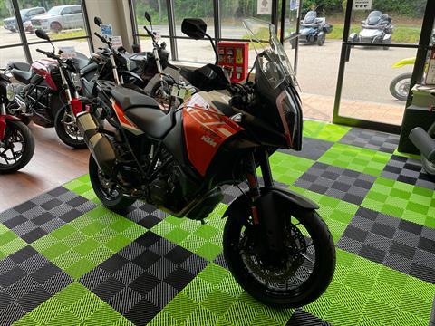 2018 KTM 1290 Super Adventure S in Tyngsboro, Massachusetts - Photo 18