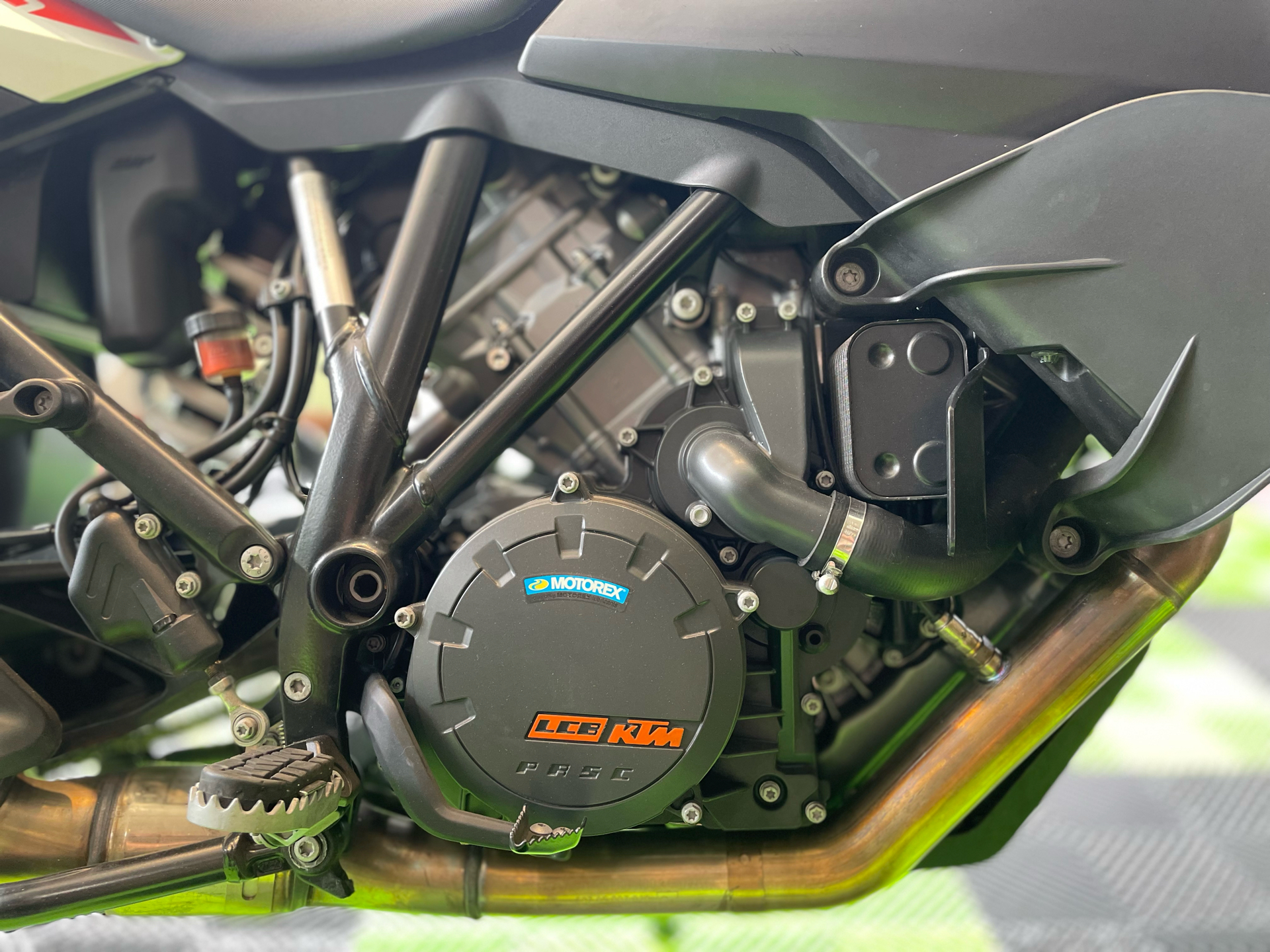 2018 KTM 1290 Super Adventure S in Tyngsboro, Massachusetts - Photo 19