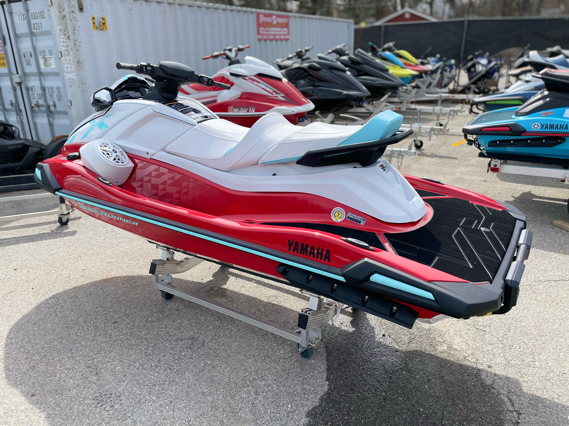 2025 Yamaha VX Limited in Tyngsboro, Massachusetts - Photo 11